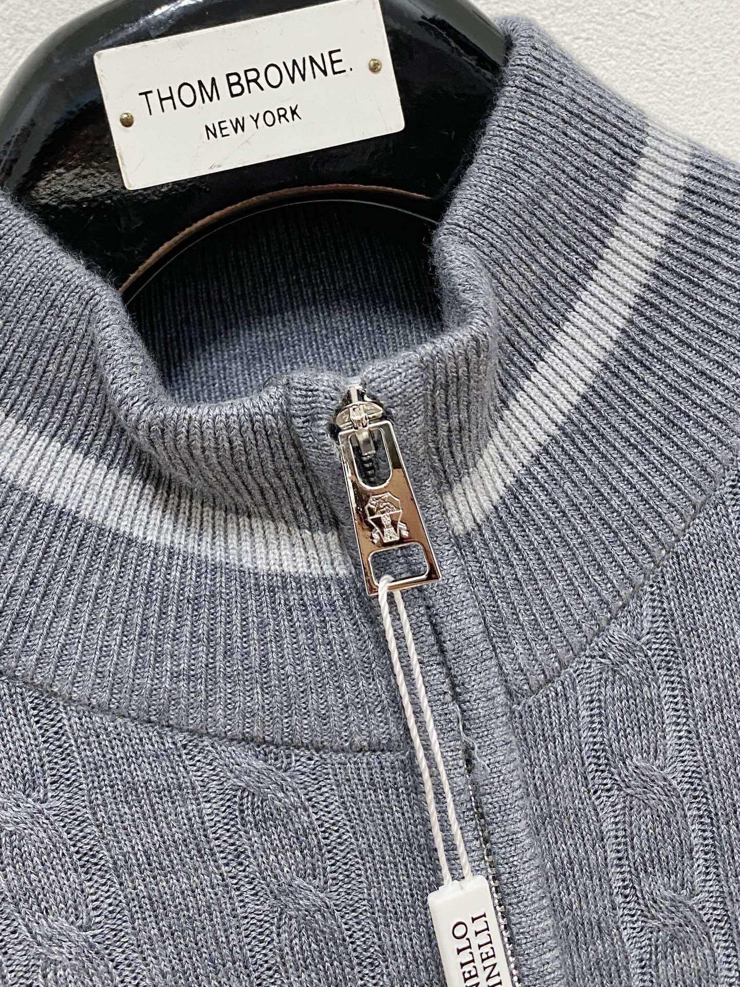 BC🇫🇷2025新款男士经典翻领针织Polo衫系列 进口针织面料呈现。轻盈柔软的面料经过成衣染色，营造出