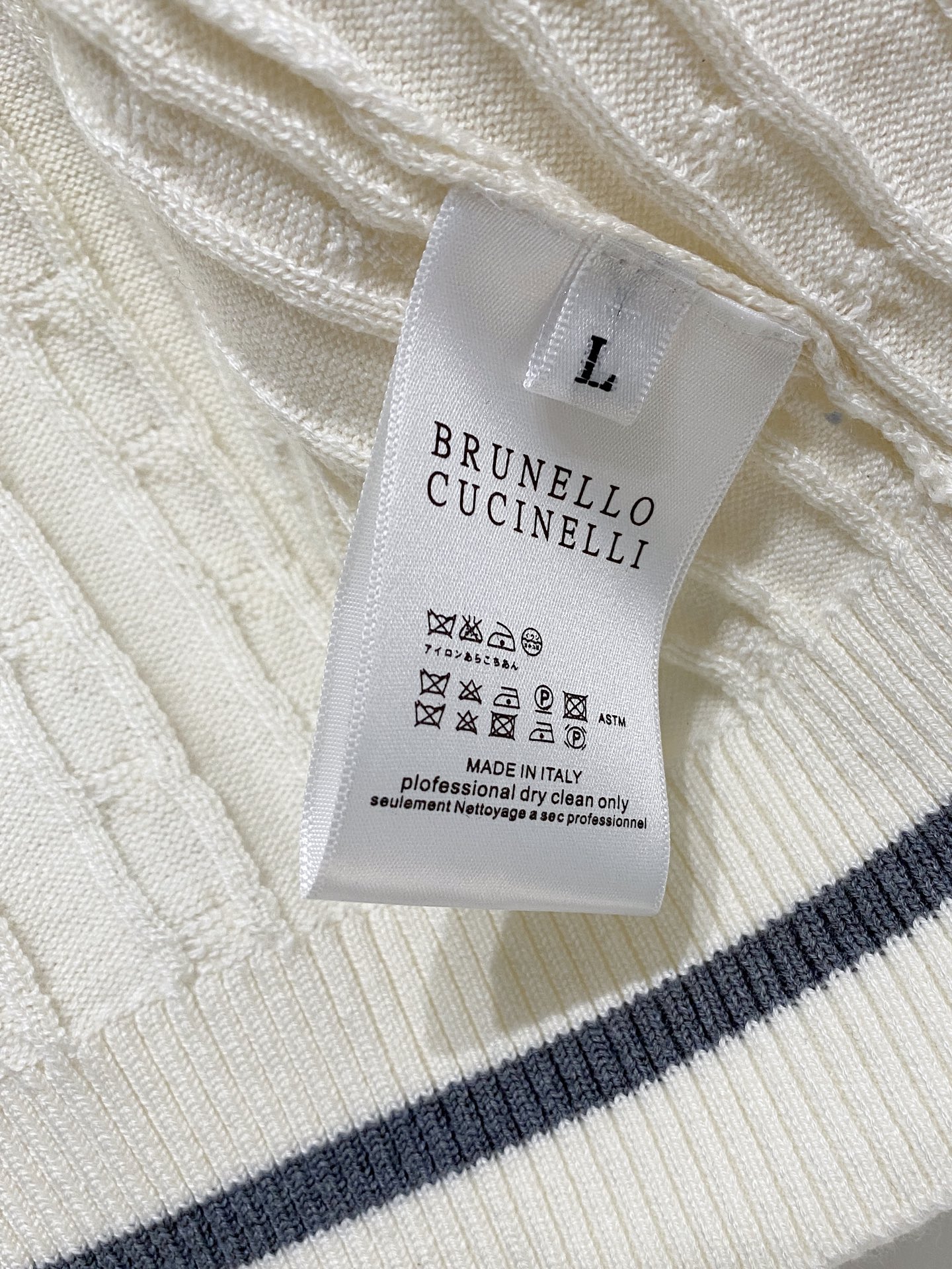 BC🇫🇷2025新款男士经典翻领针织Polo衫系列 进口针织面料呈现。轻盈柔软的面料经过成衣染色，营造出