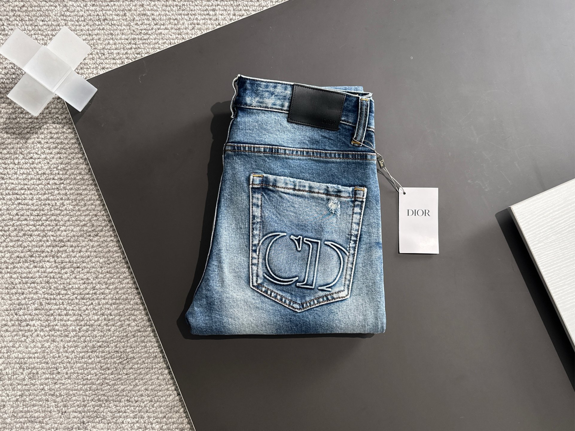 2026爆款 DIOR🇫🇷尺码：29-34介绍：高端牛仔裤 顶级设计 高品质五金辅料 进口面料 弹力舒适