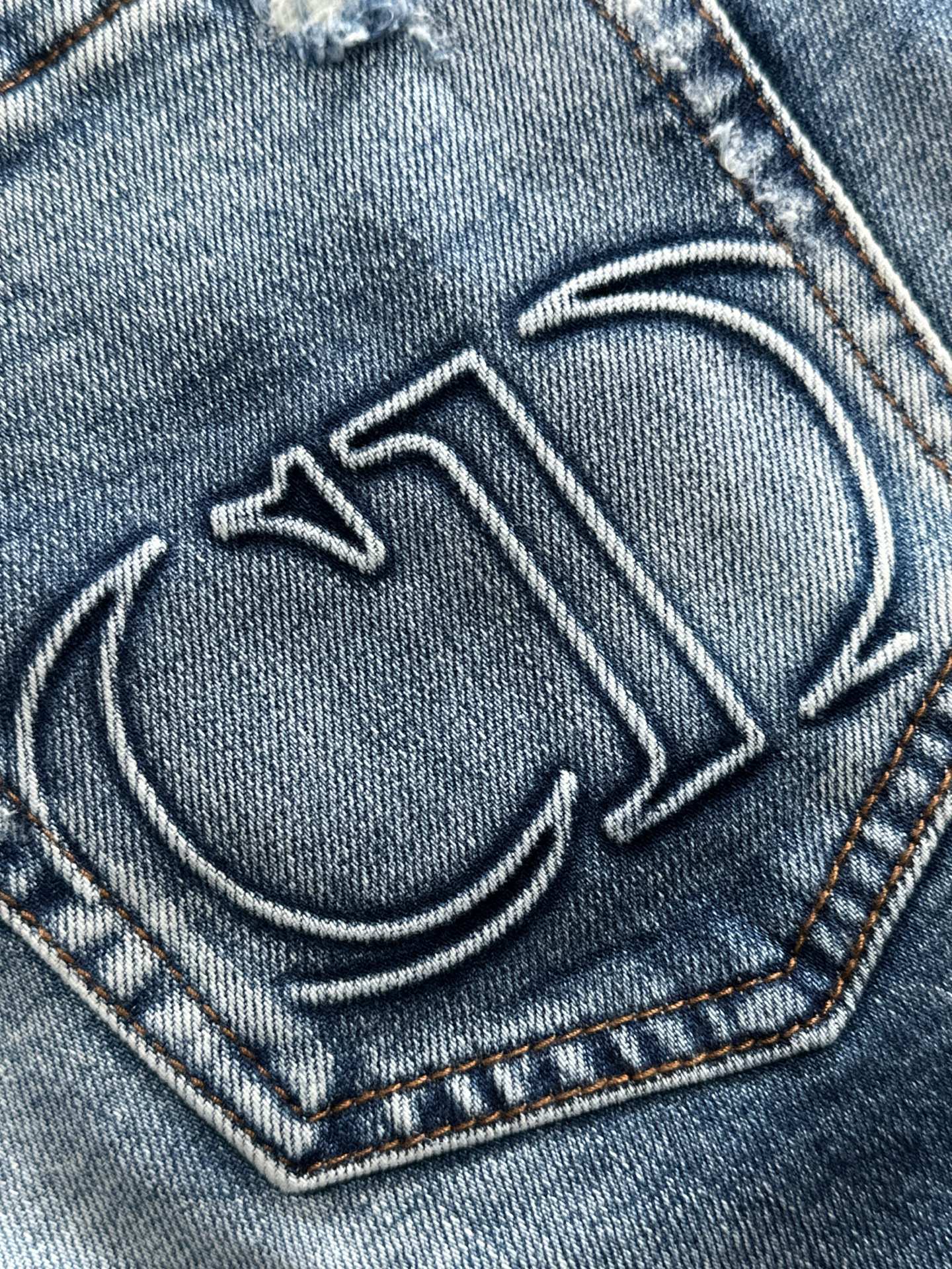 2026爆款 DIOR🇫🇷尺码：29-34介绍：高端牛仔裤 顶级设计 高品质五金辅料 进口面料 弹力舒适