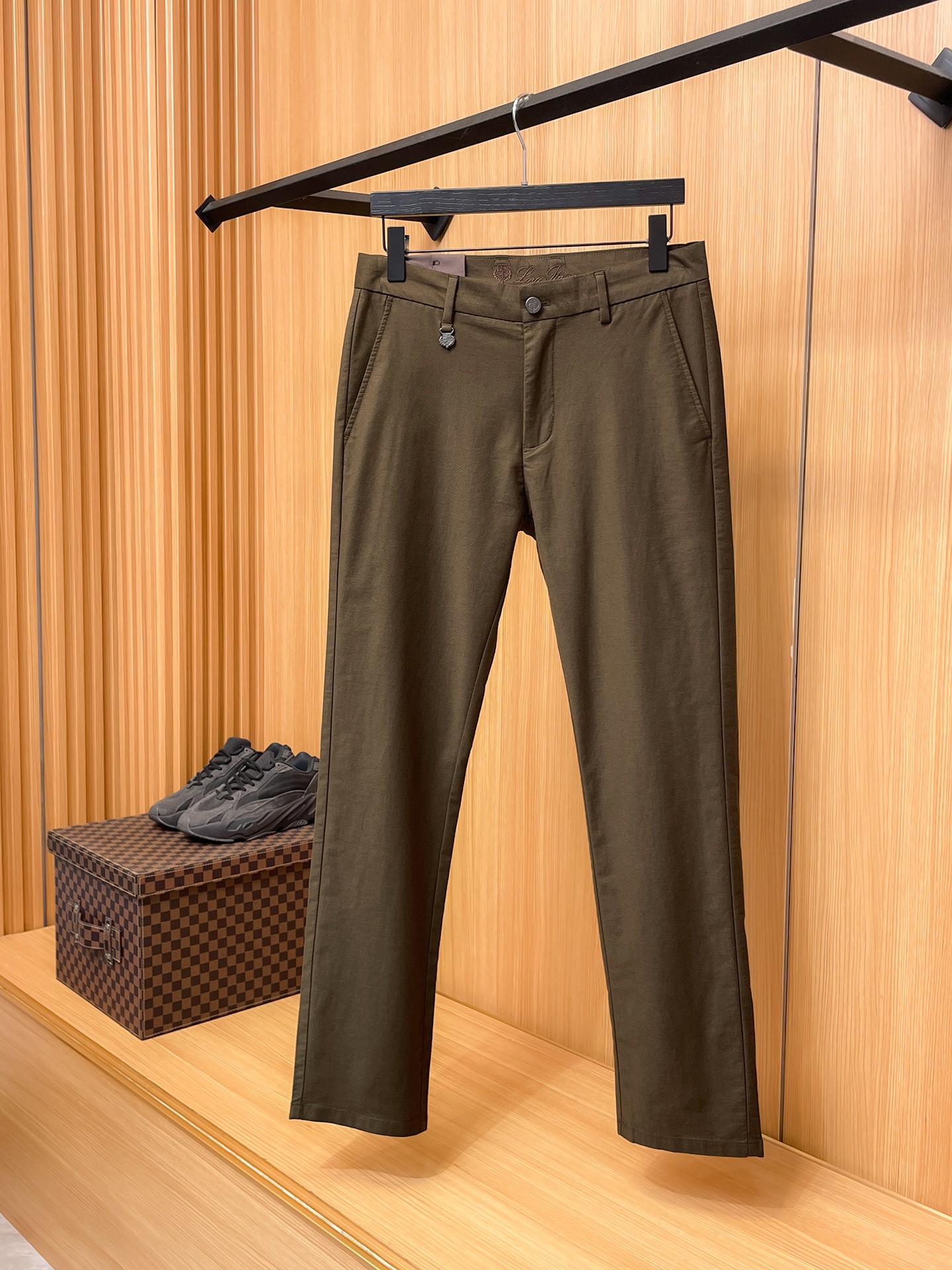 🇫🇷 loro Piana 原单休闲裤 2026新品，夏天新款 原版休闲裤 原版重工打造，品牌经典lOG