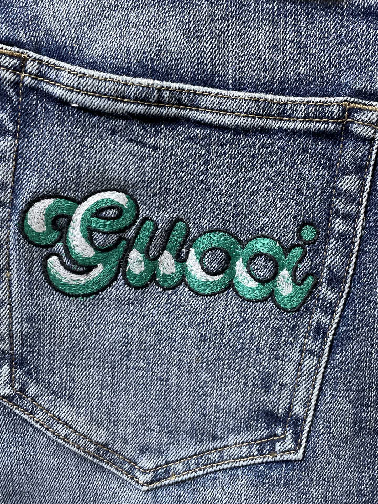 🇫🇷GUCCI 原单牛仔裤 2026新品，原版牛仔裤 原版重工打造，品牌经典LOGO设计，三标齐全！原版