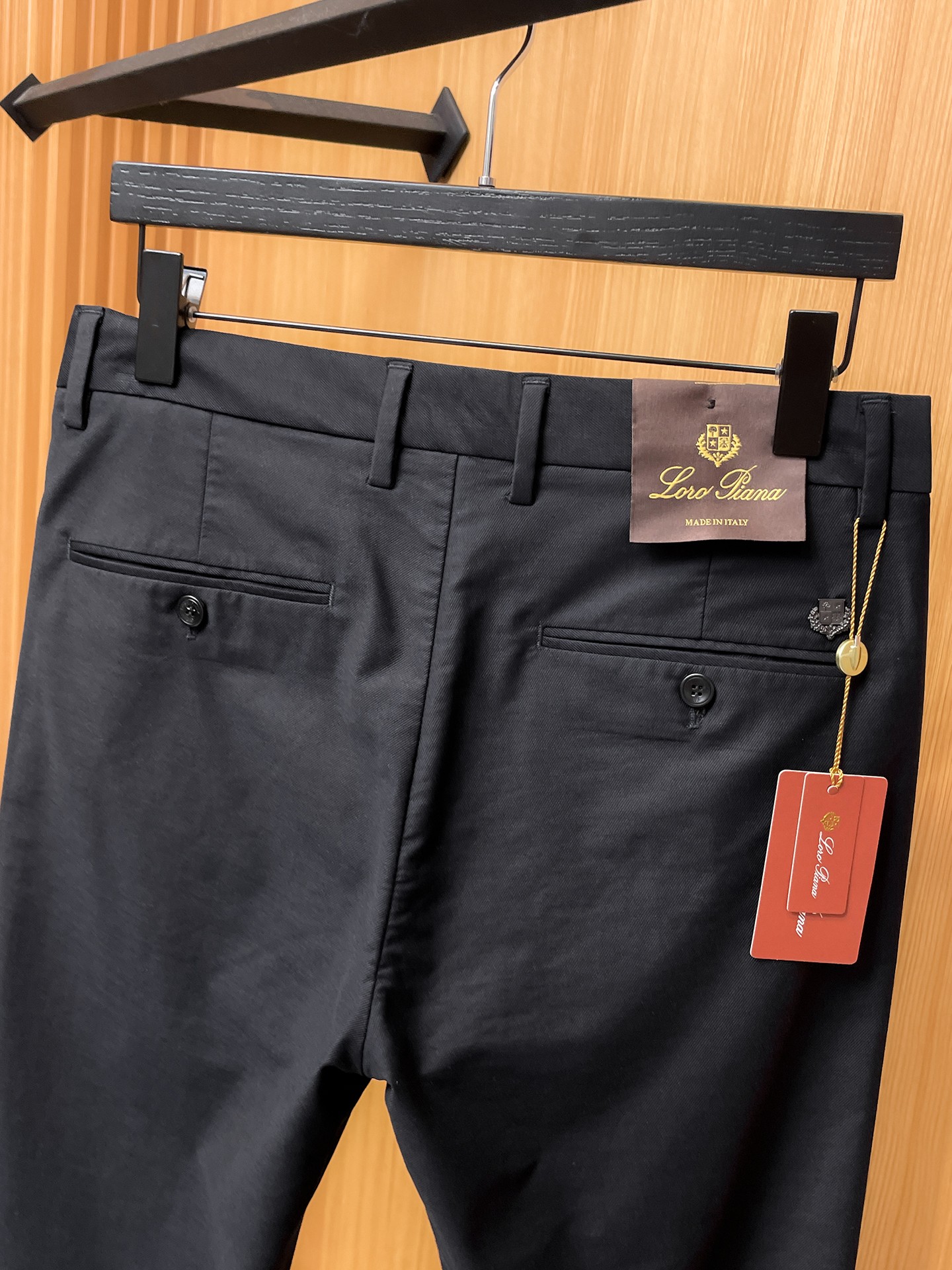 🇫🇷 loro Piana 原单休闲裤 2026新品，夏天新款 原版休闲裤 原版重工打造，品牌经典lOG