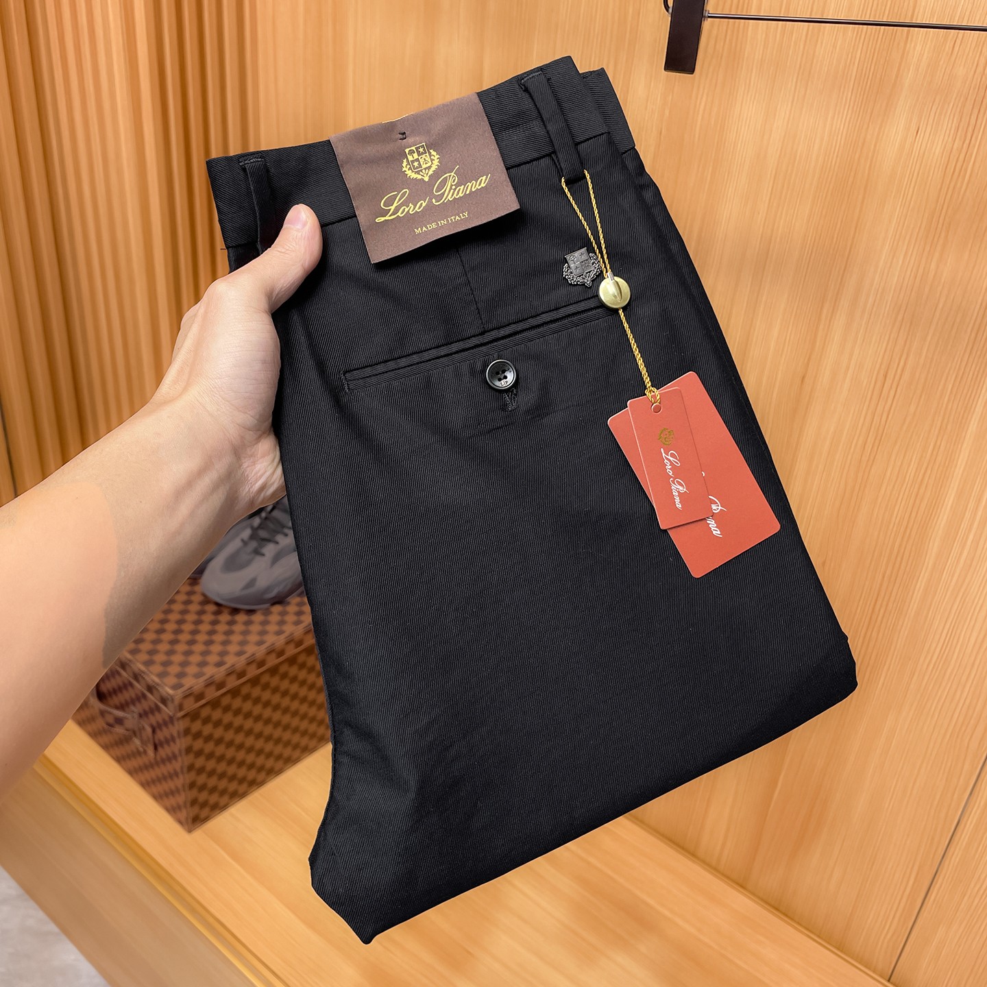 🇫🇷 loro Piana 原单休闲裤 2026新品，夏天新款 原版休闲裤 原版重工打造，品牌经典lOG