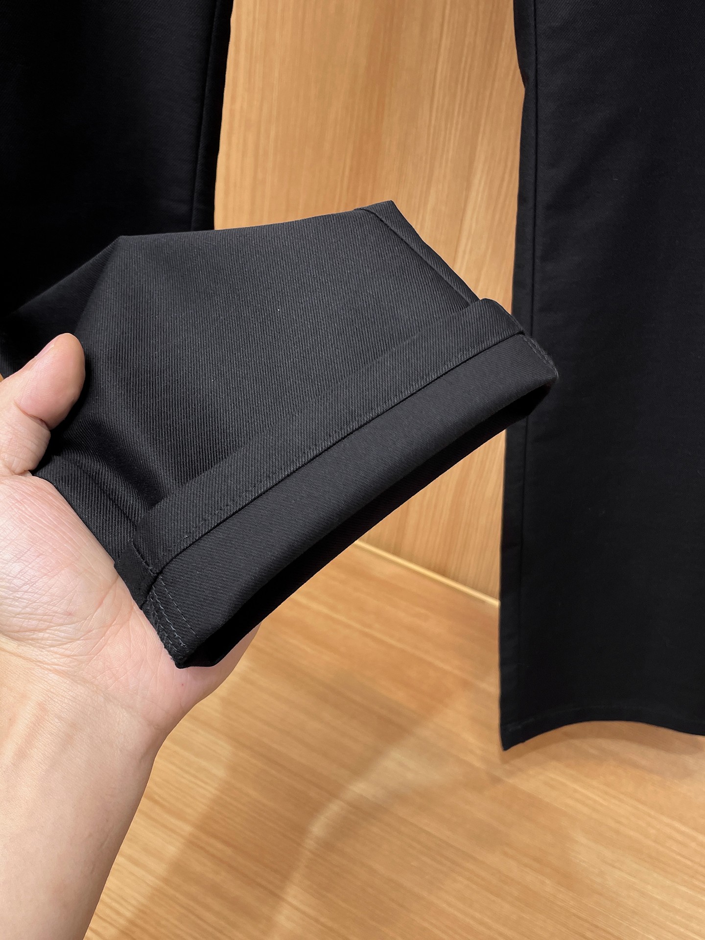 🇫🇷 loro Piana 原单休闲裤 2026新品，夏天新款 原版休闲裤 原版重工打造，品牌经典lOG