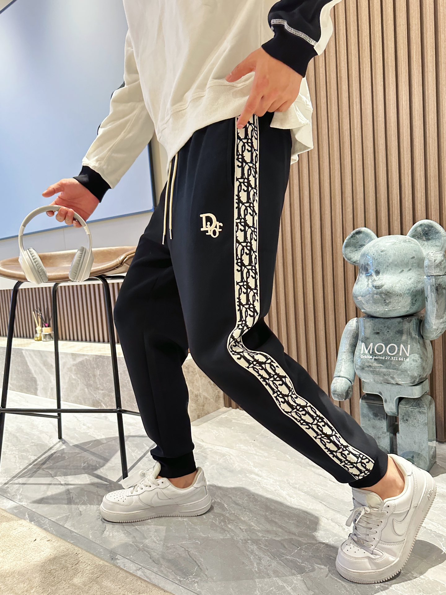 Dior Clothing Pants & Trousers Highest Product Quality
 Fall/Winter Collection Casual
