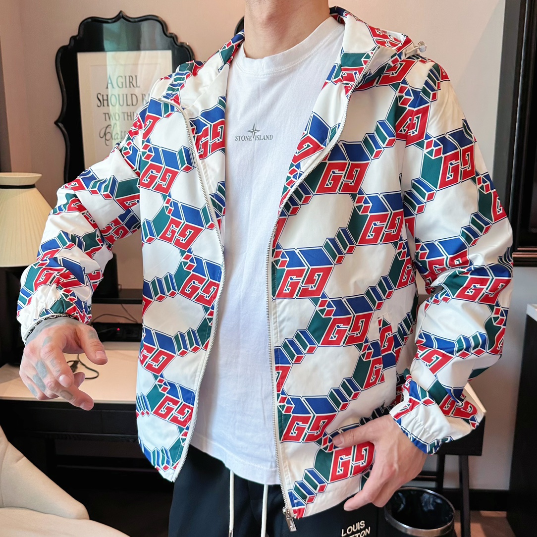 Gucci 2025 New Fashion Jacket, Italian Fabric, Original Hardware, M-3XL