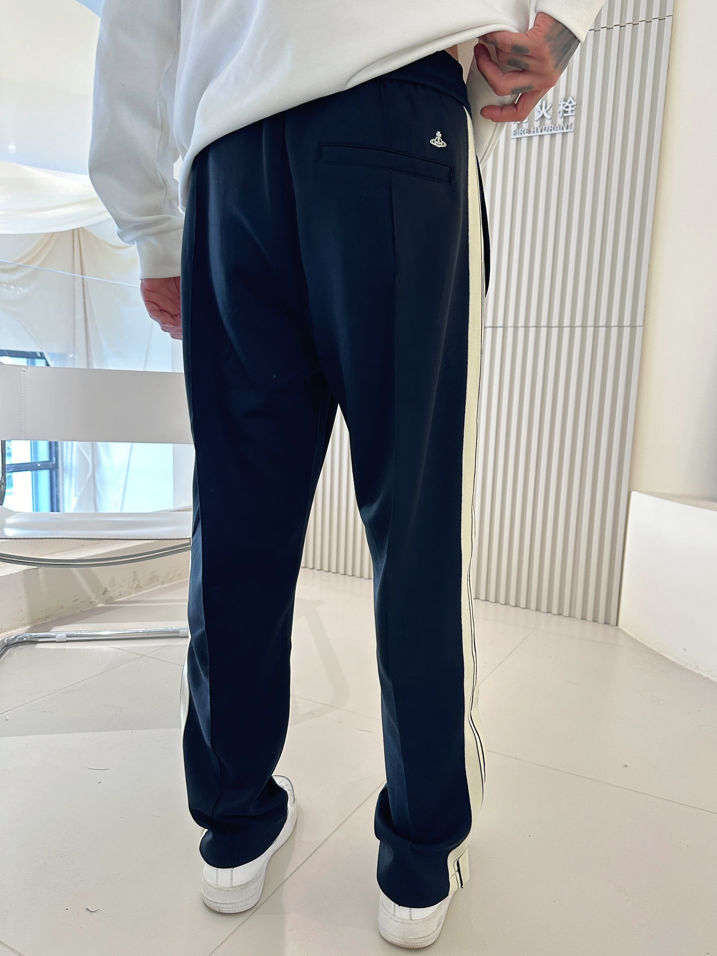   西太后  顶级货品🐮 🆕2025春夏新款休闲裤！官网同步发售。品牌经典LOGO休闲裤 ，定制面料，舒