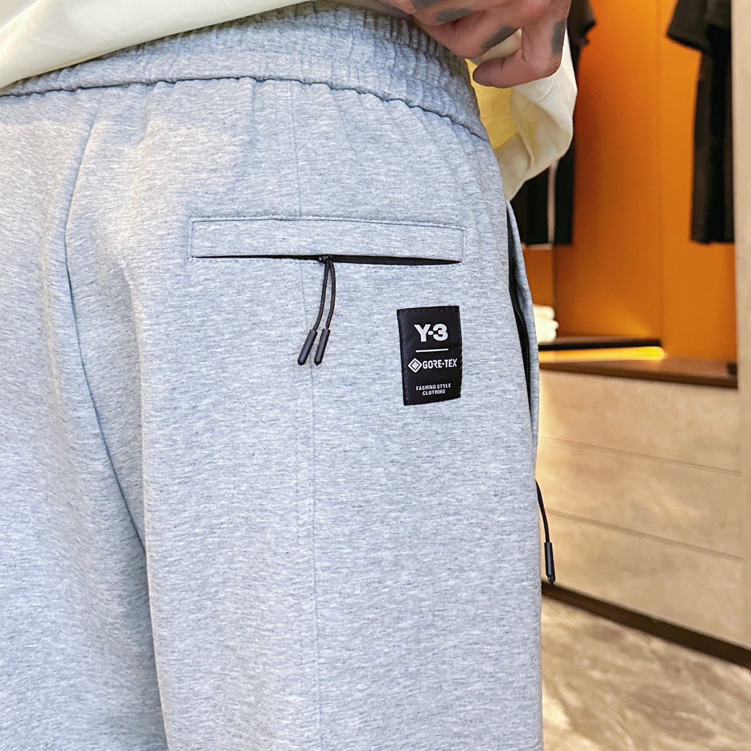 Y-3顶级货品2024秋冬新款休闲裤！官网同步发售品牌经典LOGO休闲裤定制面料舒适度极好手触感强烈辨识