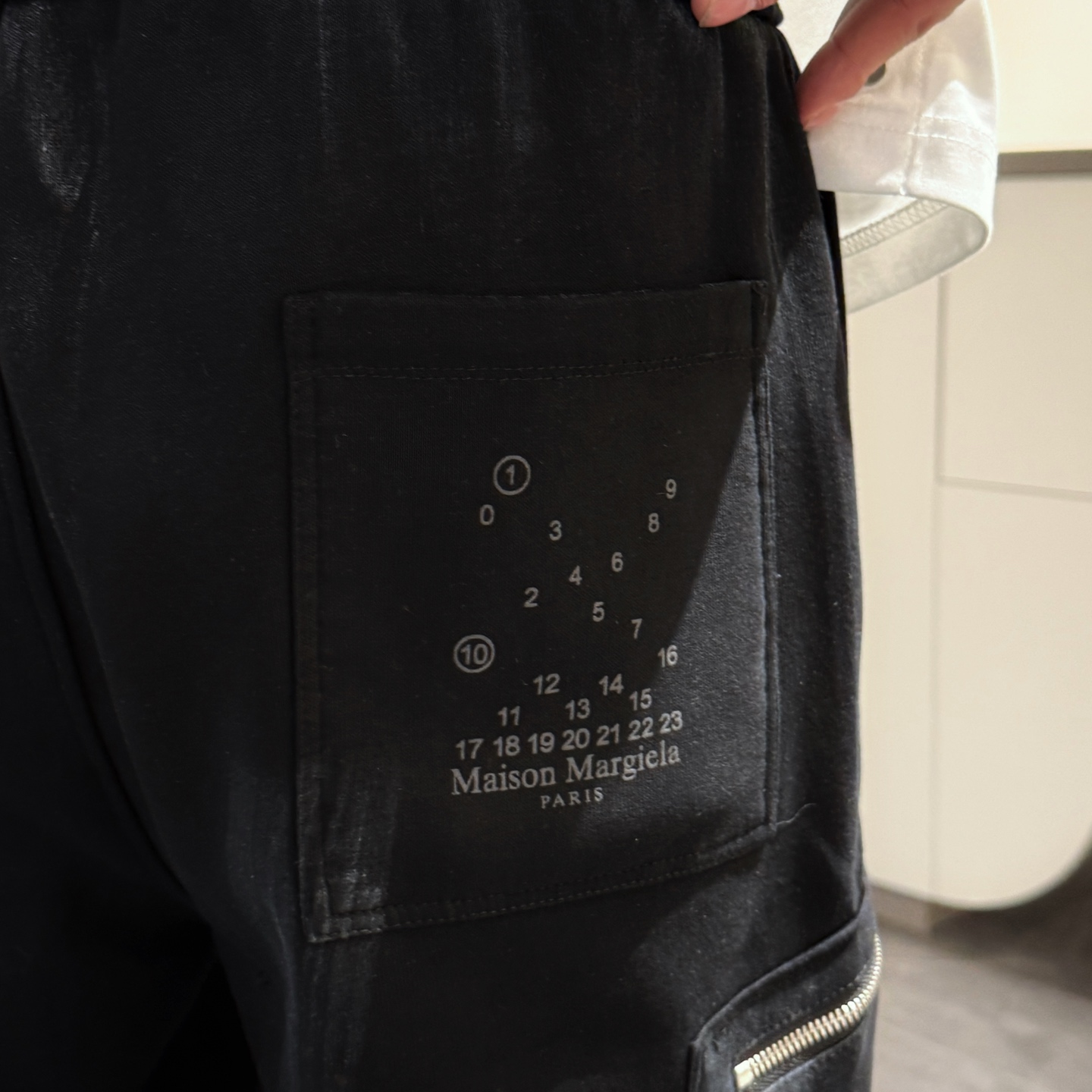   马吉拉  顶级货品🐮🆕2025春夏新款休闲裤！官网同步发售。品牌经典LOGO休闲裤 ，定制面料，舒适