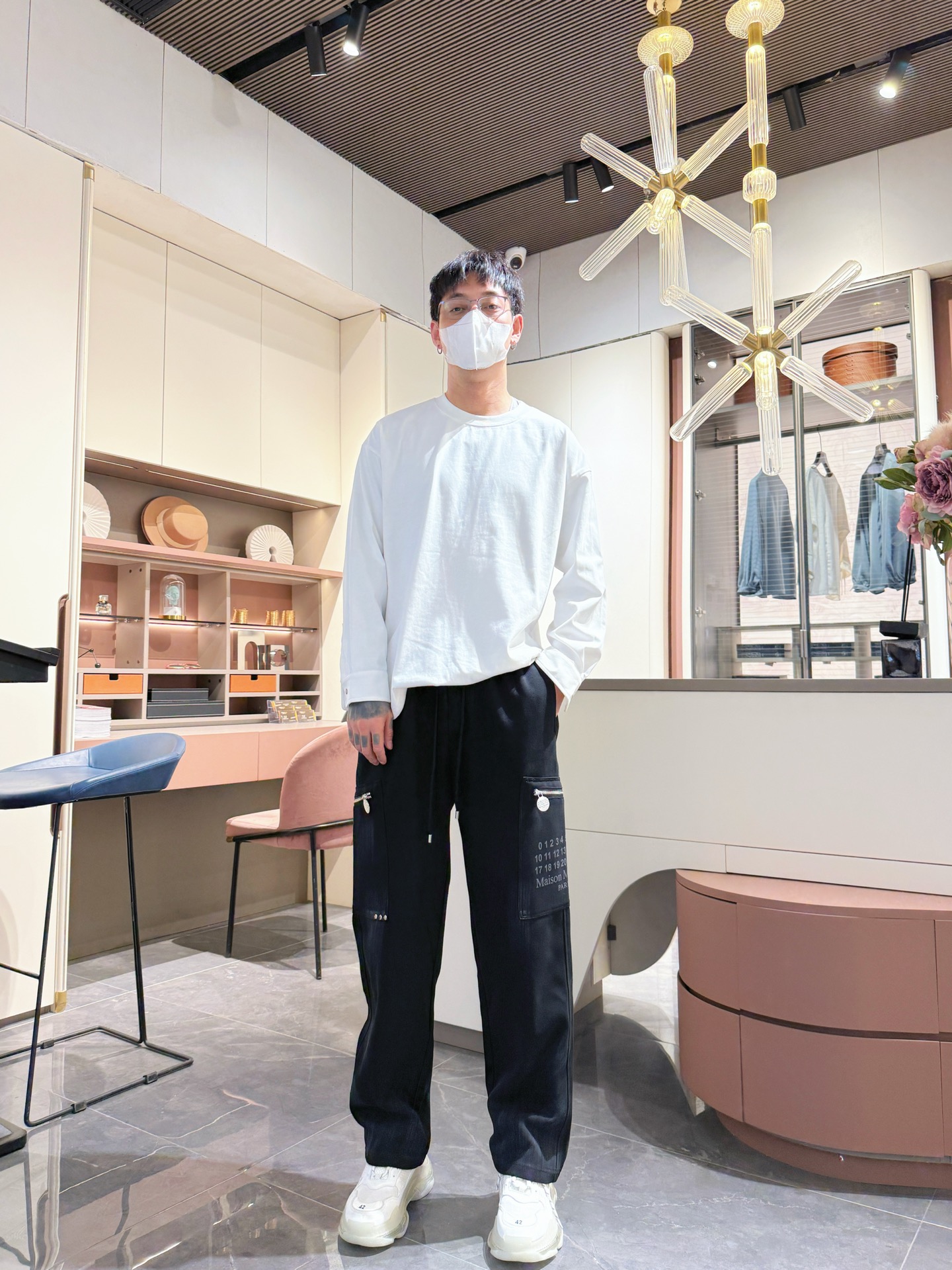   马吉拉  顶级货品🐮🆕2025春夏新款休闲裤！官网同步发售。品牌经典LOGO休闲裤 ，定制面料，舒适