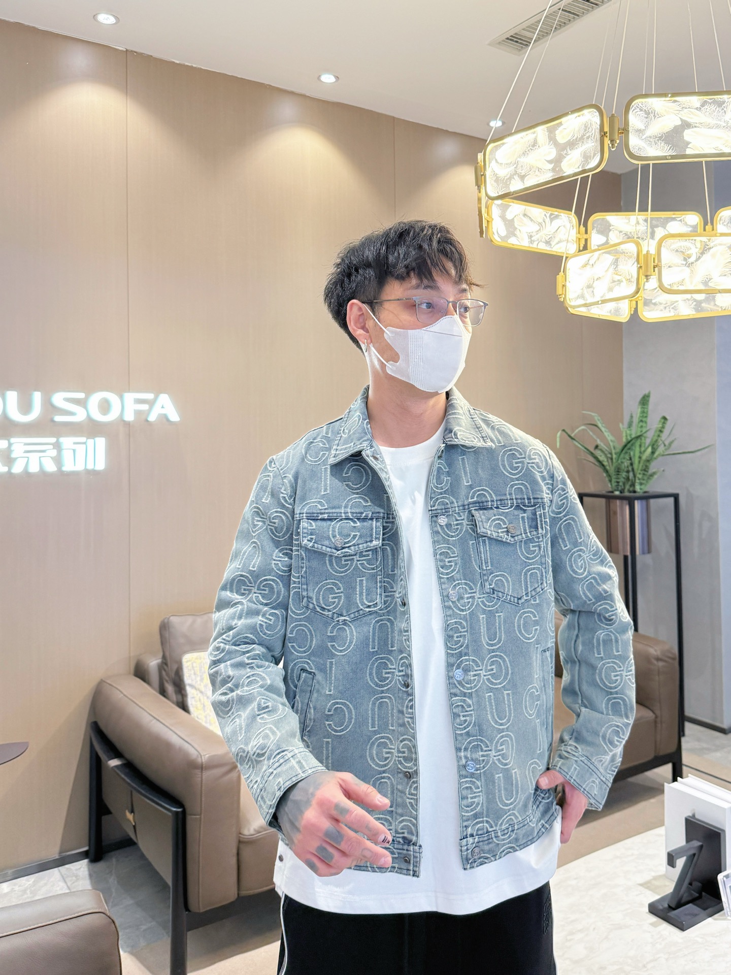 _dqd9sgCx2WC9-1LrRF4ZXP5tIT4MaIyax6NRzHA