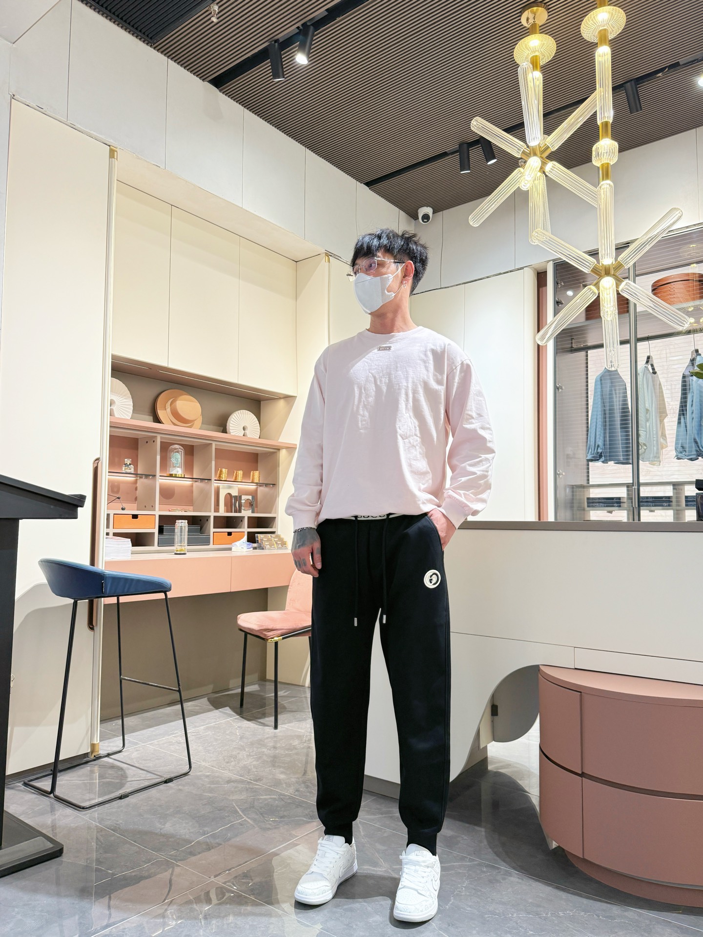   古奇  顶级货品🐮 🆕2025春夏新款休闲裤！官网同步发售。品牌经典LOGO休闲裤 ，定制面料，舒适