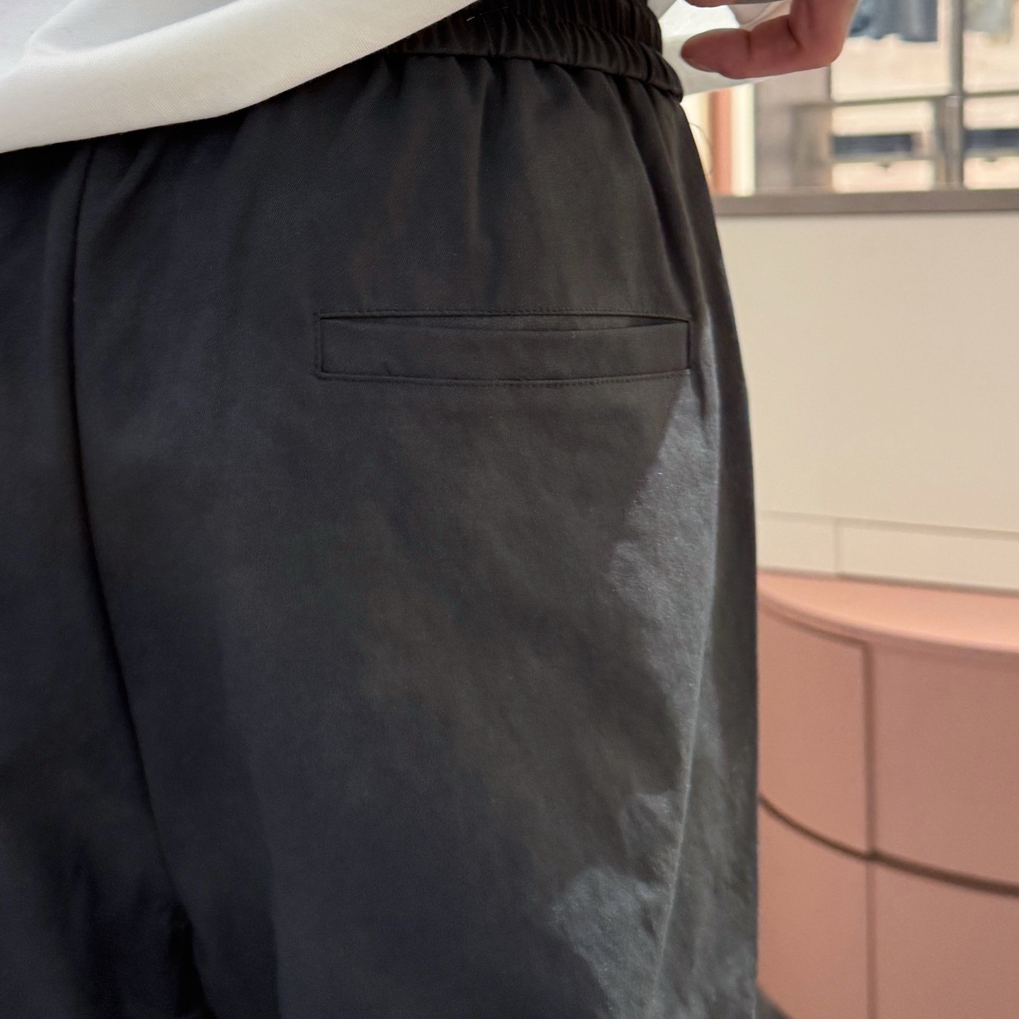   MIU  顶级货品🐮 🆕2025春夏新款休闲裤！官网同步发售。品牌经典LOGO休闲裤 ，定制面料，舒