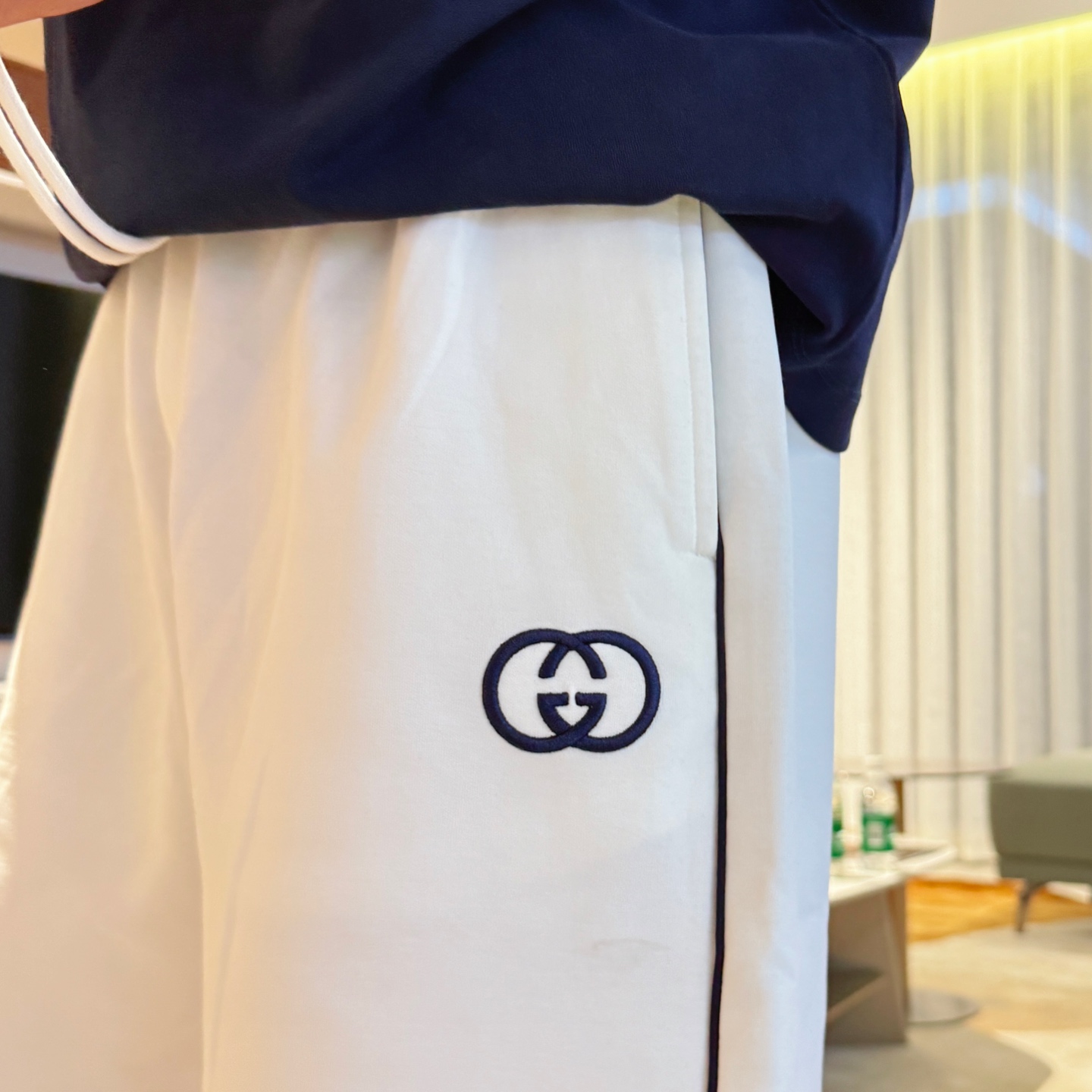 Gucci  休闲短裤服装 7