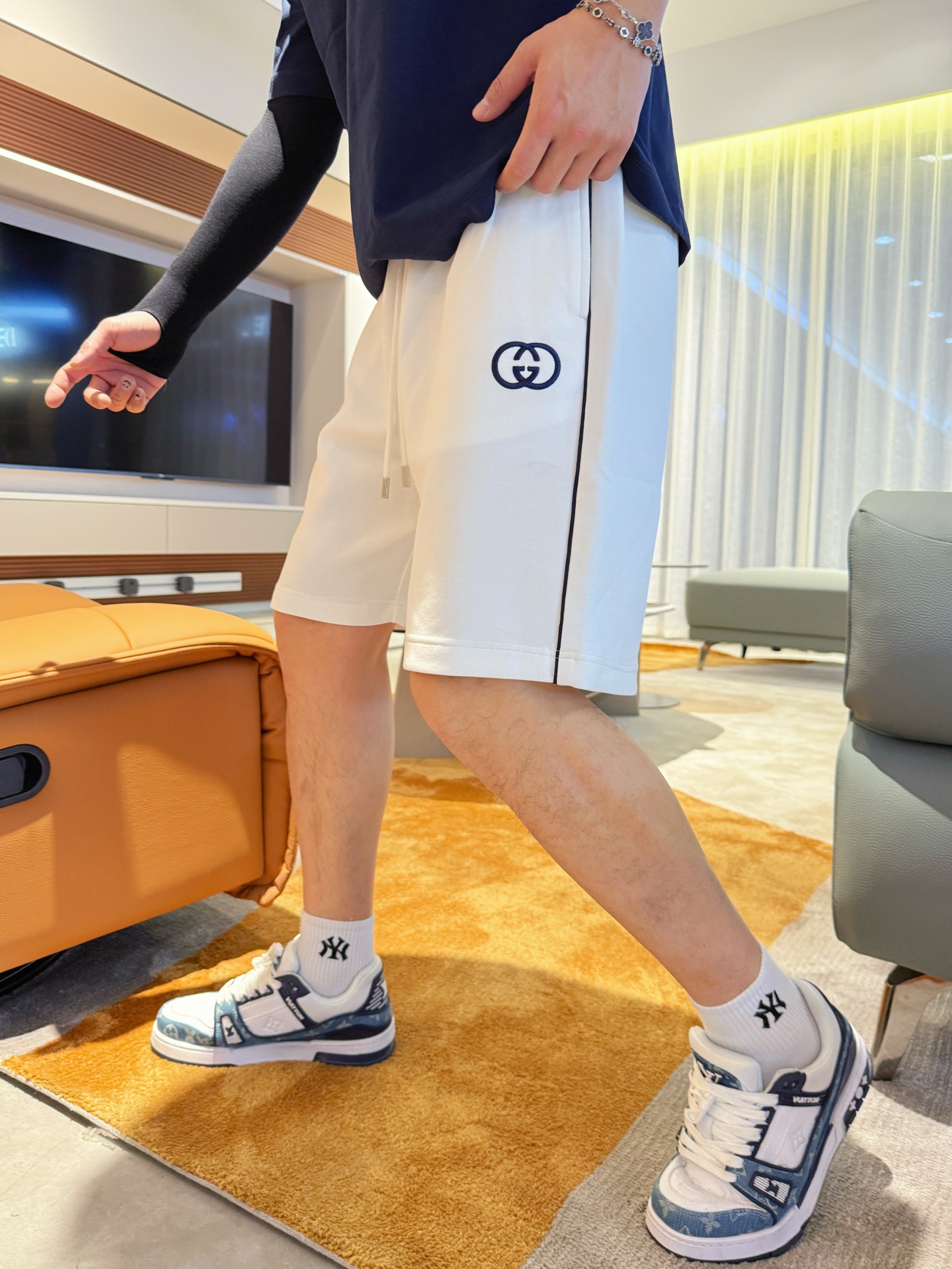 古奇  顶级货品🐮🆕2025夏季新款休闲短裤！官网同步发售...