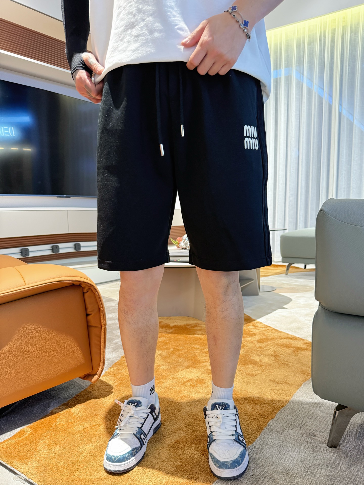 MIU  休闲短裤服装 2