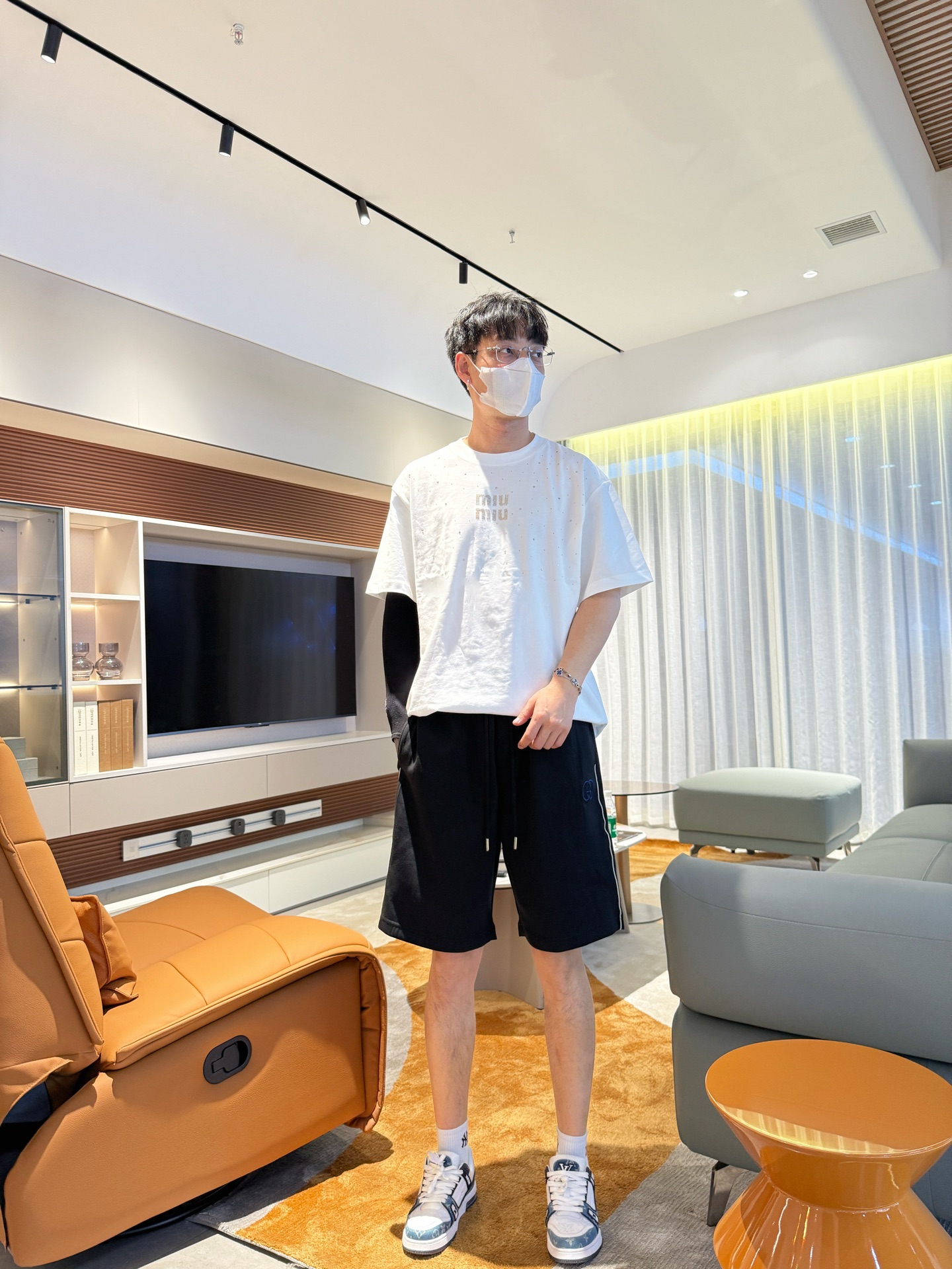 Gucci  休闲短裤服装 5