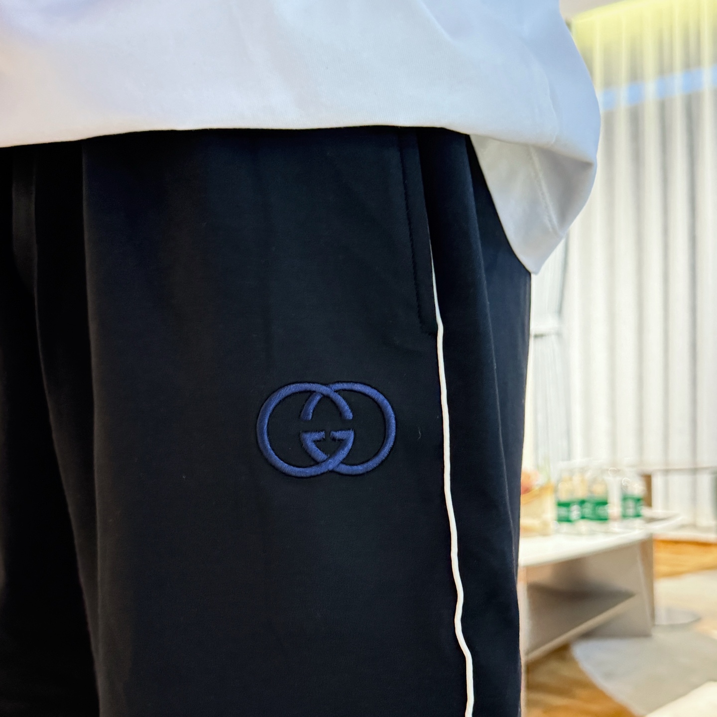 Gucci  休闲短裤服装 7