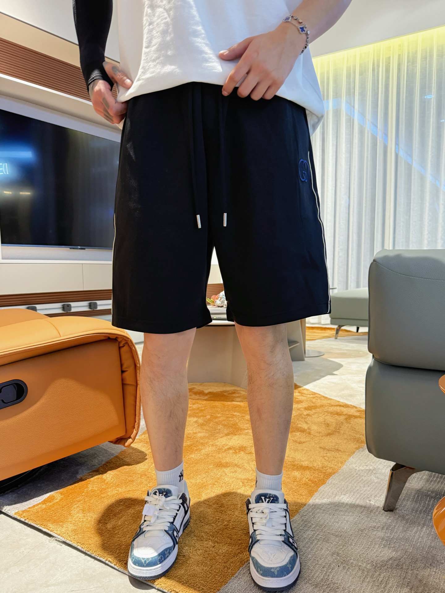 Gucci  休闲短裤服装 2