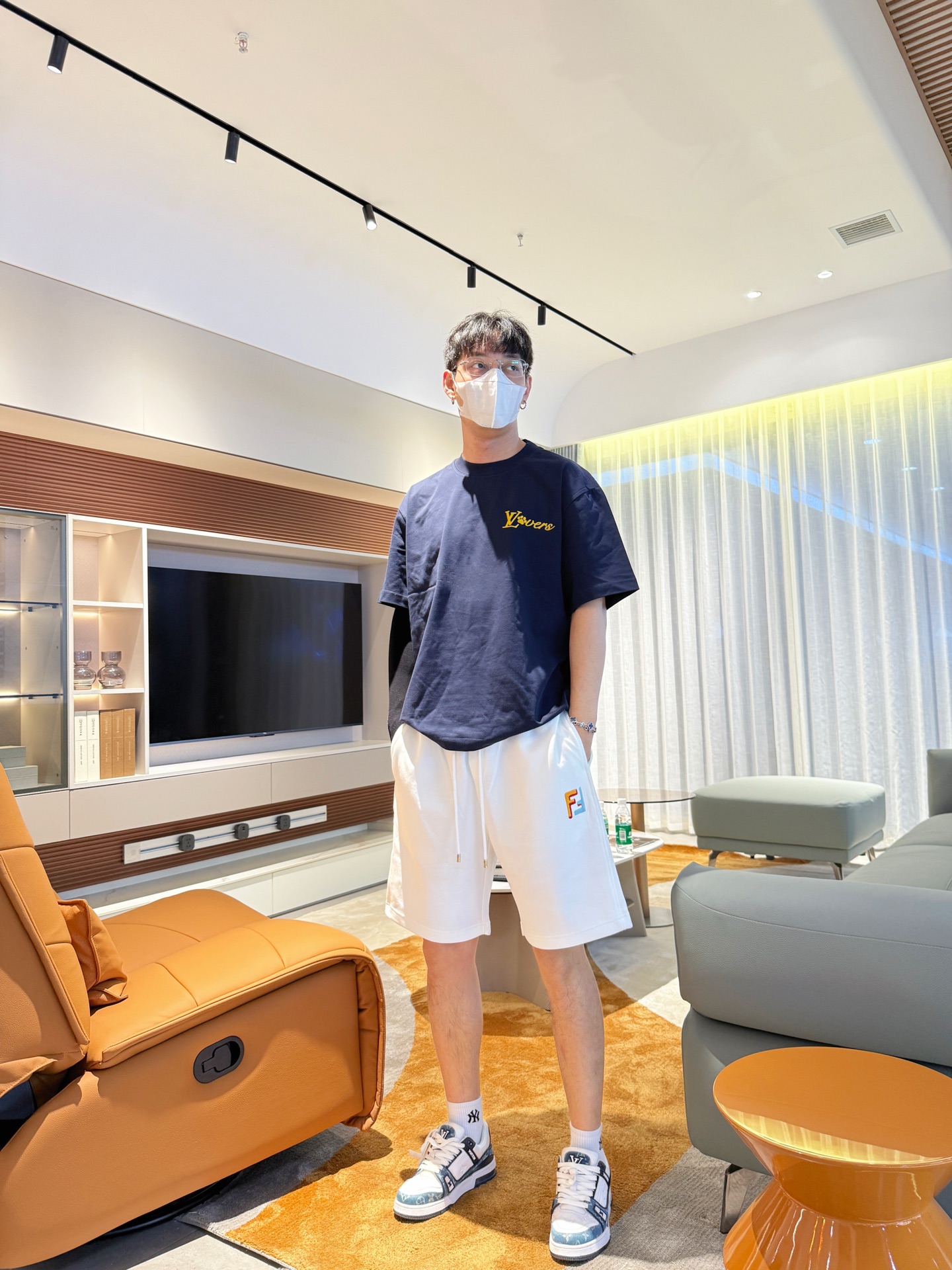 Fendi  休闲短裤服装 5