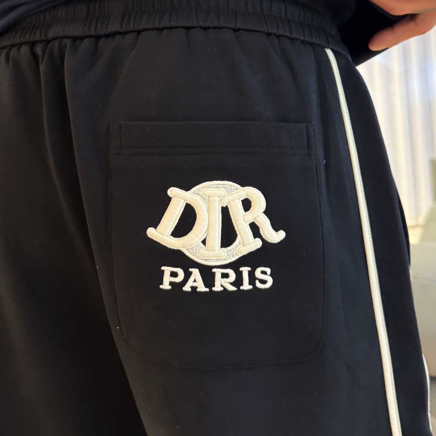 Dior  休闲短裤服装 9