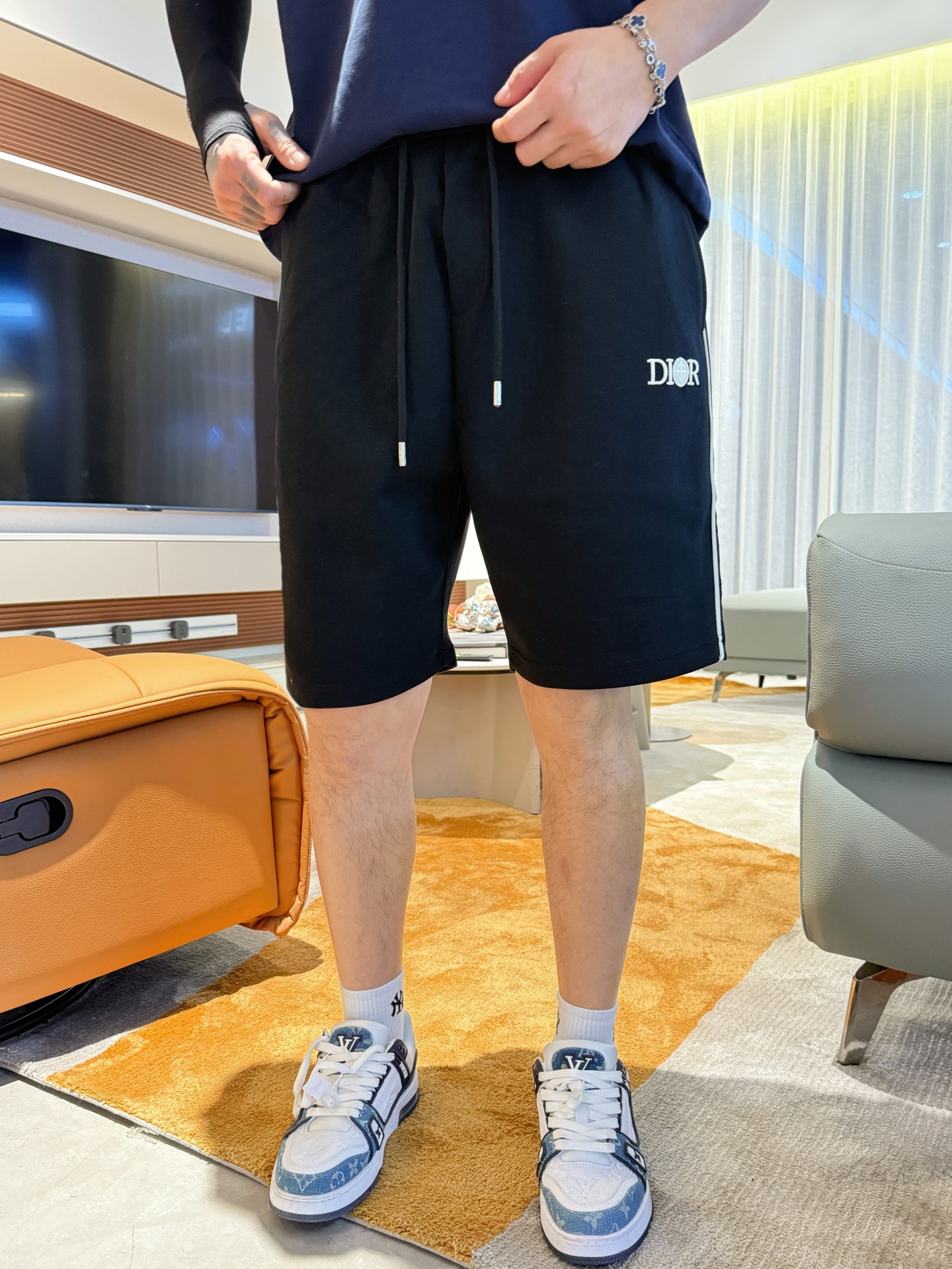 Dior  休闲短裤服装 2
