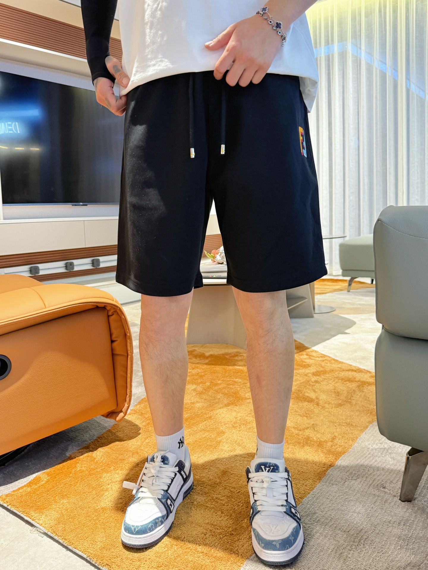 Fendi  休闲短裤服装 2