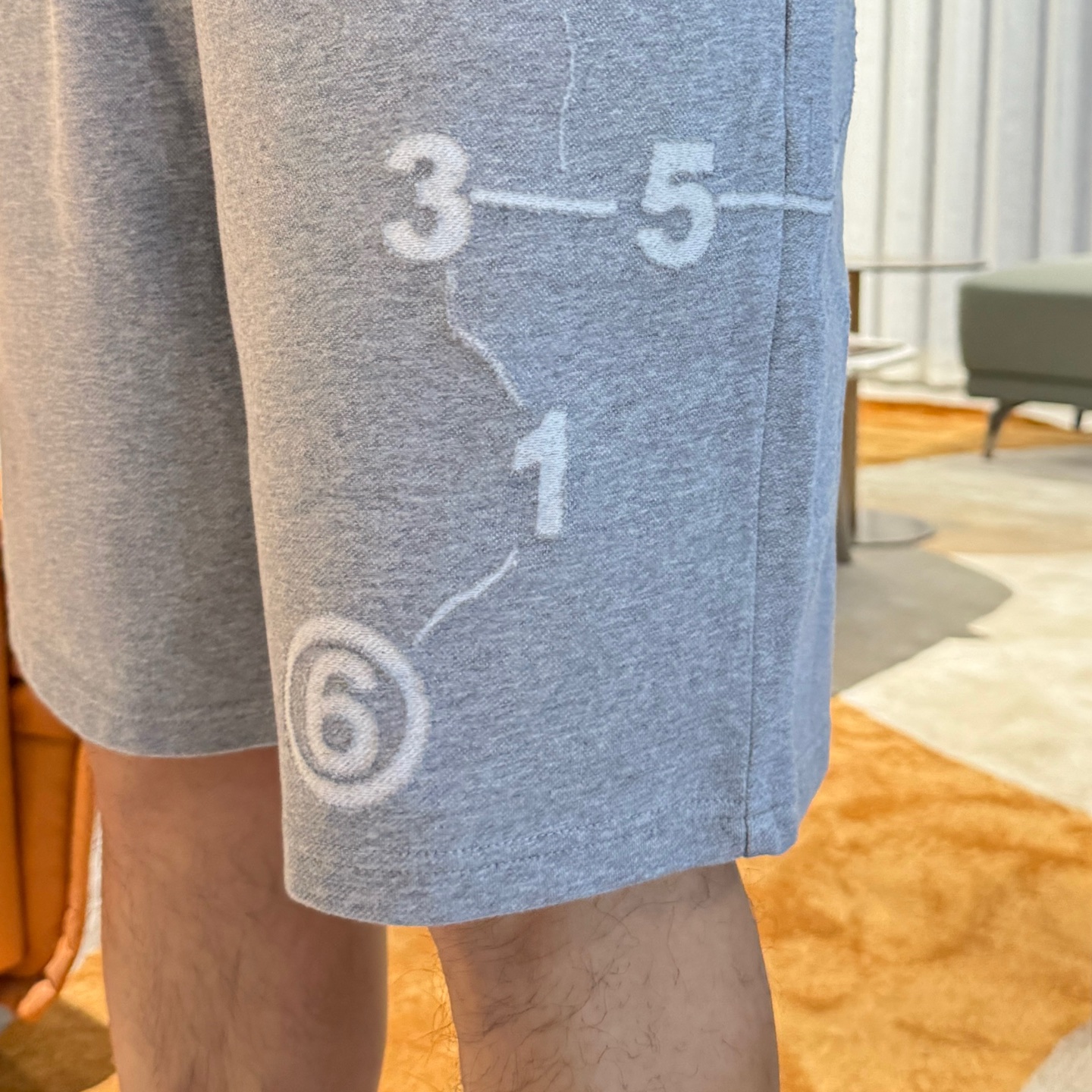 Maison Margiela  休闲短裤服装 7