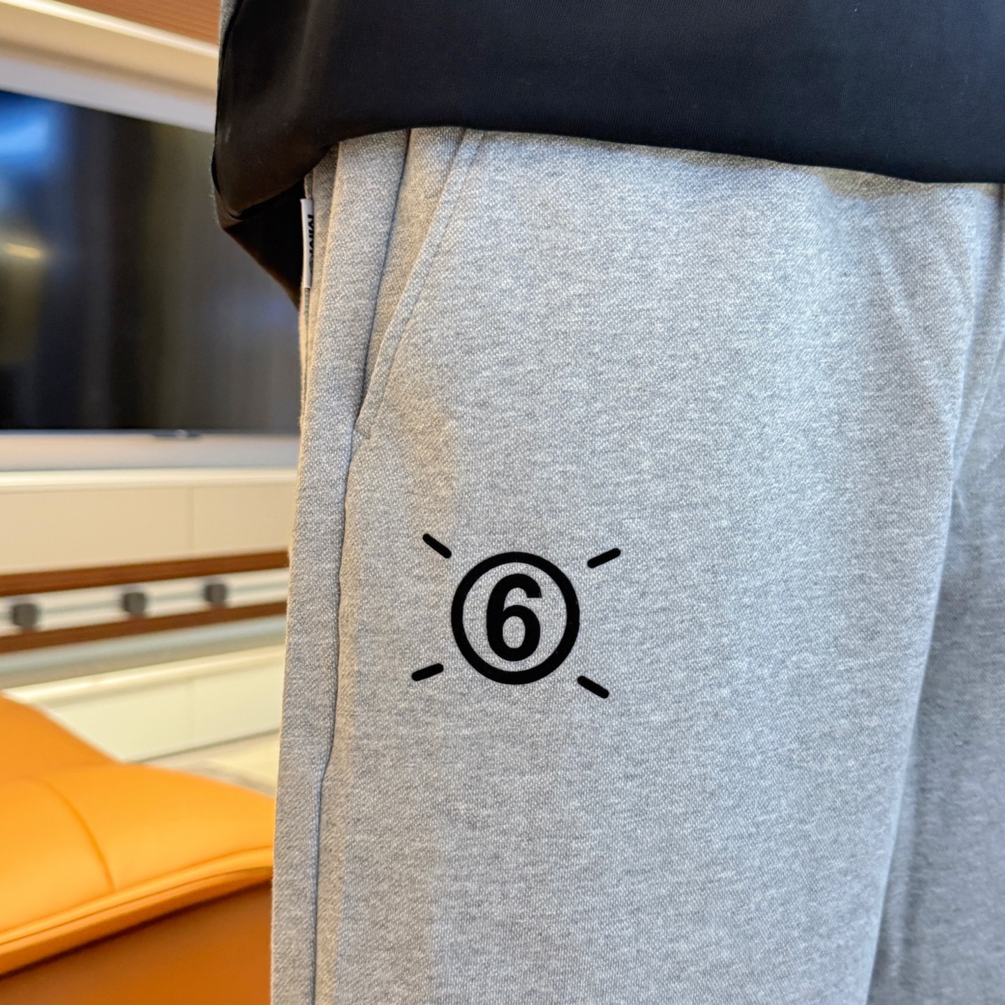 Maison Margiela  休闲短裤服装 9