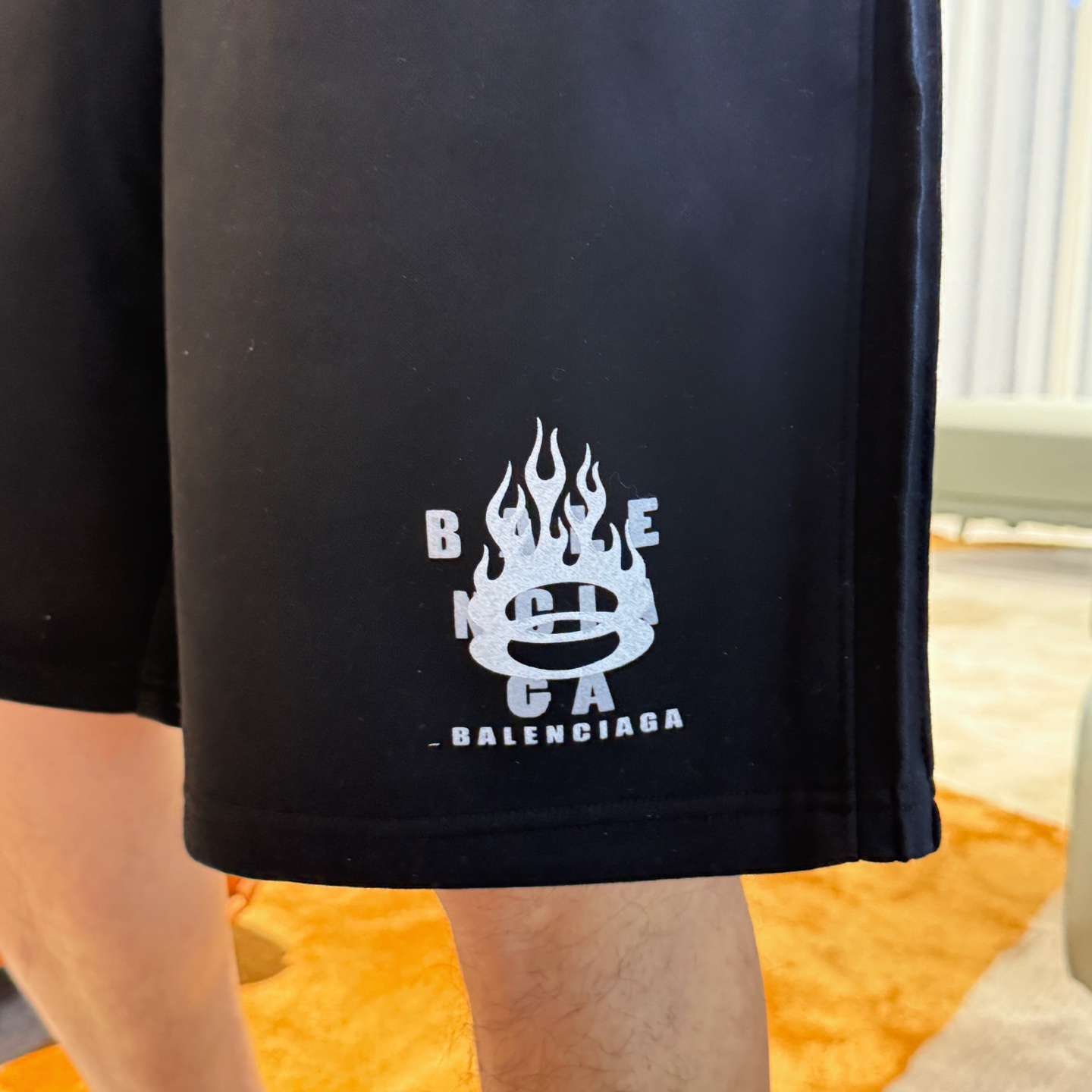 Balenciaga  休闲短裤服装 7