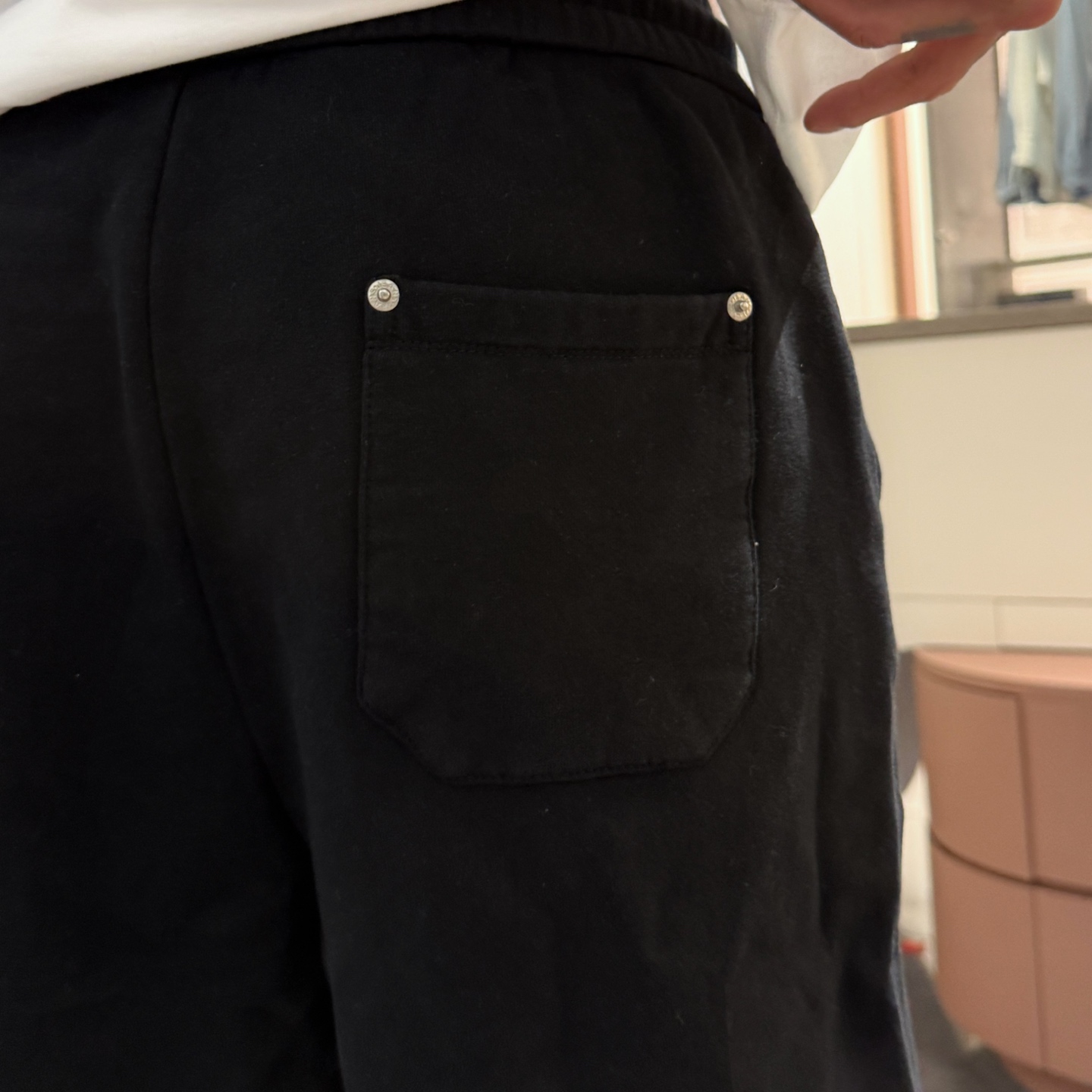 Lulu 顶级货品🐮🆕2025夏季新款休闲短裤！官网同步发售。品牌经典LOGO休闲裤 ，定制面料，舒适度