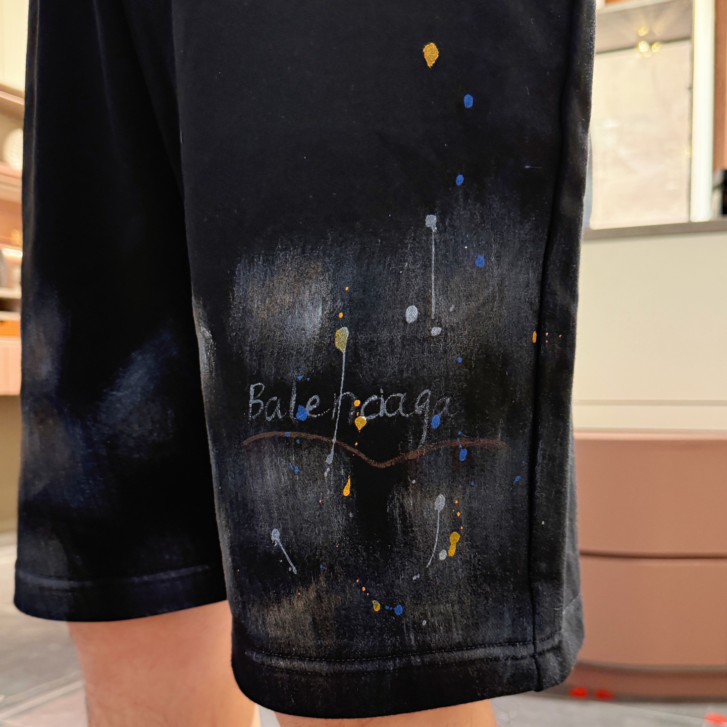 巴黎世家 顶级货品🐮🆕2025夏季新款休闲短裤！官网同步发售。品牌经典LOGO休闲裤 ，定制面料，舒适度