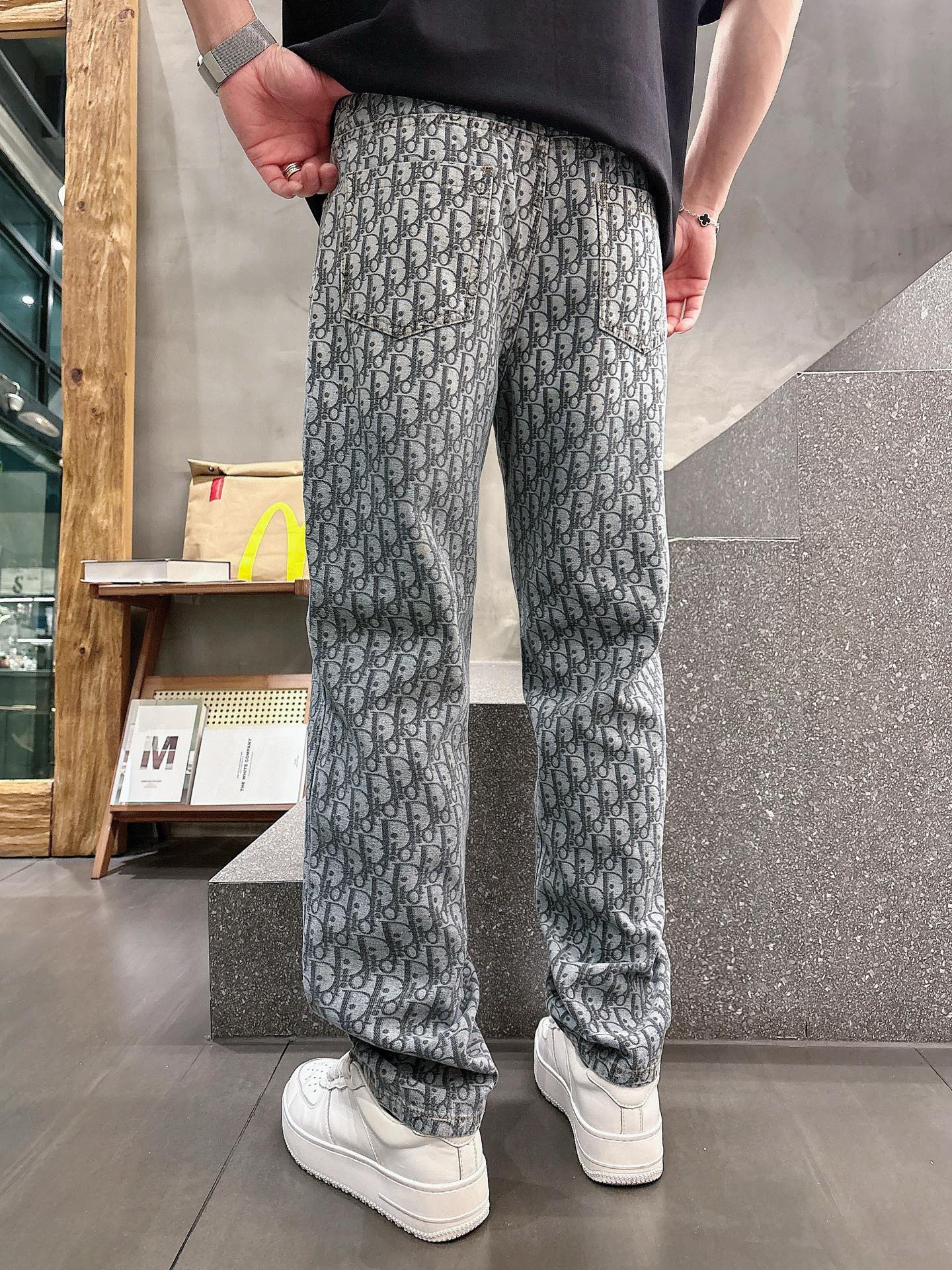 2025 New Original Jeans with Classic Logo Design and Customizable Cowboys. - 图片 9
