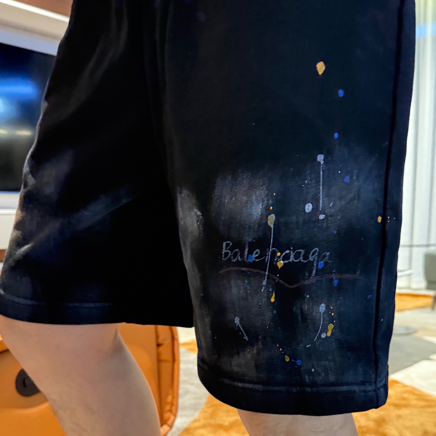 Balenciaga  休闲短裤服装 7