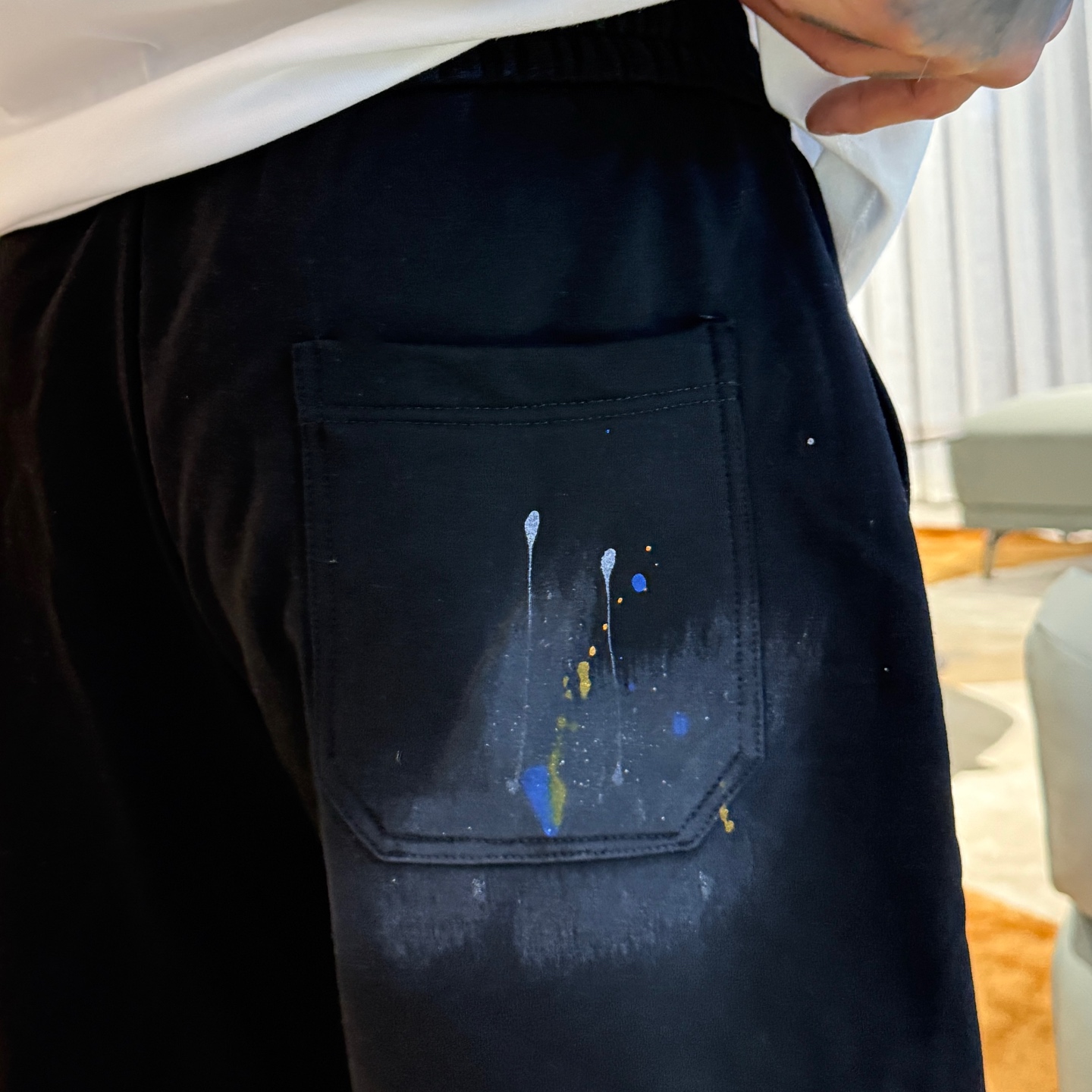 Balenciaga  休闲短裤服装 9