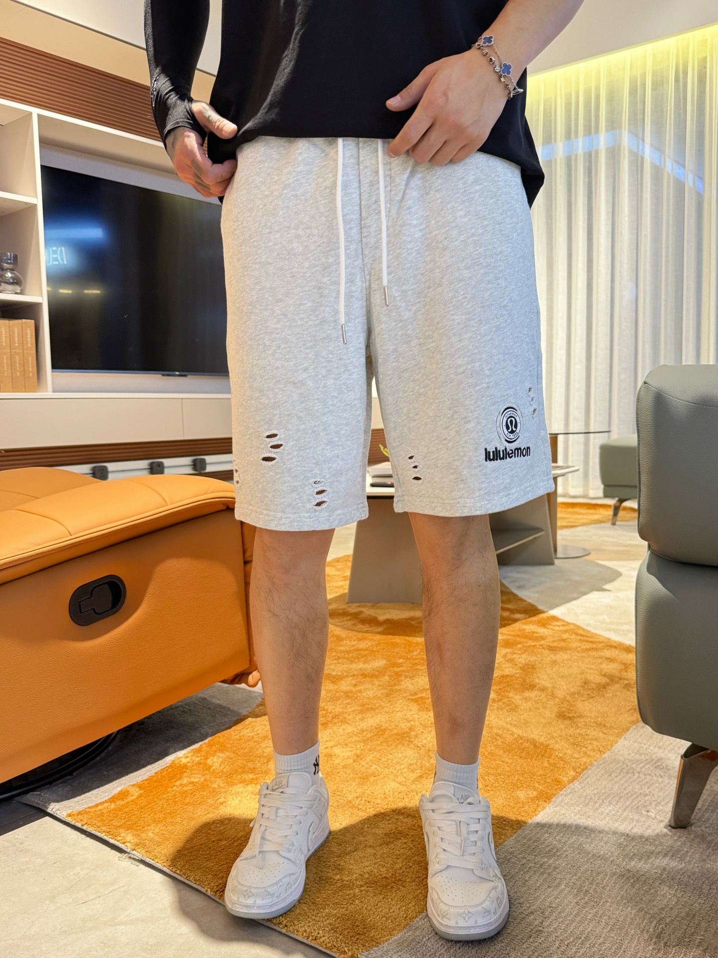 Lulu  顶级货品🐮🆕2025夏季新款休闲短裤！官网同步发售...