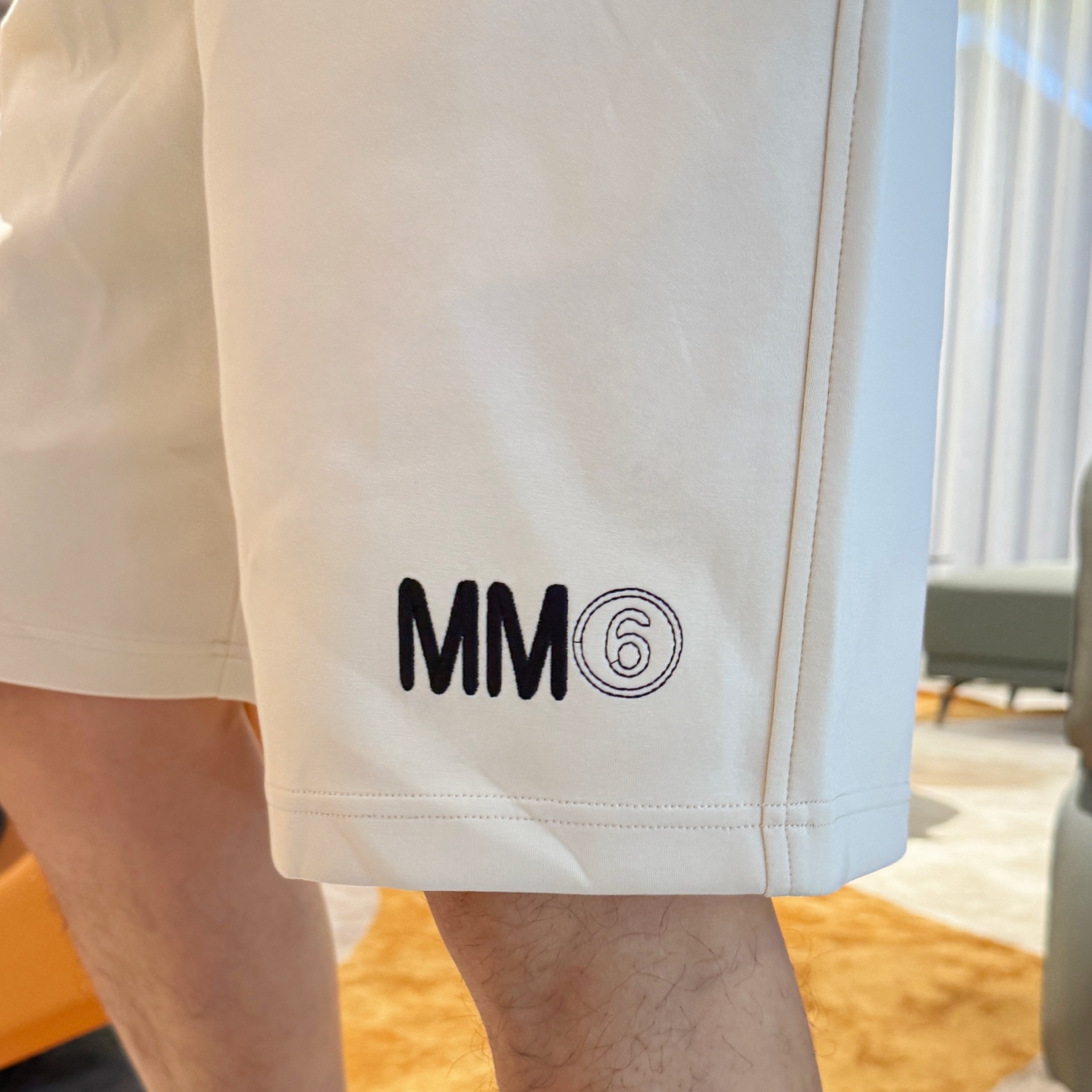 Mugler  休闲短裤服装 7