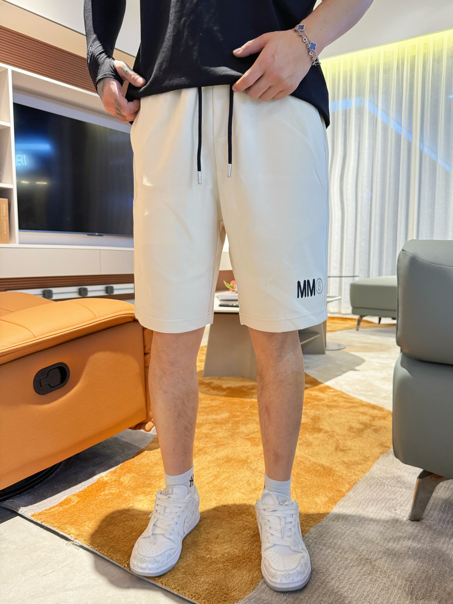 马吉拉  顶级货品🐮🆕2025夏季新款休闲短裤！官网同步发...