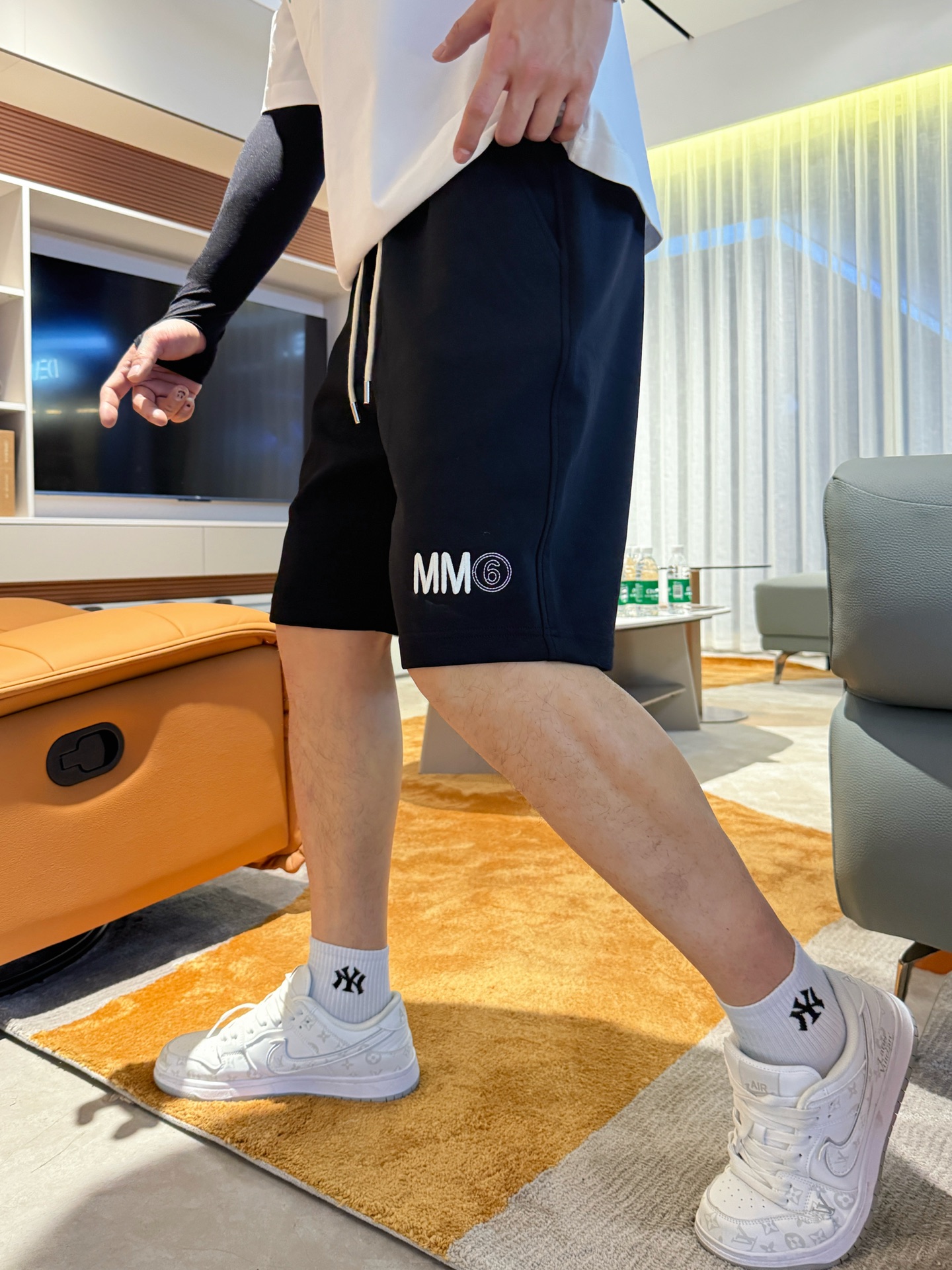 Maison Margiela  休闲短裤服装 2