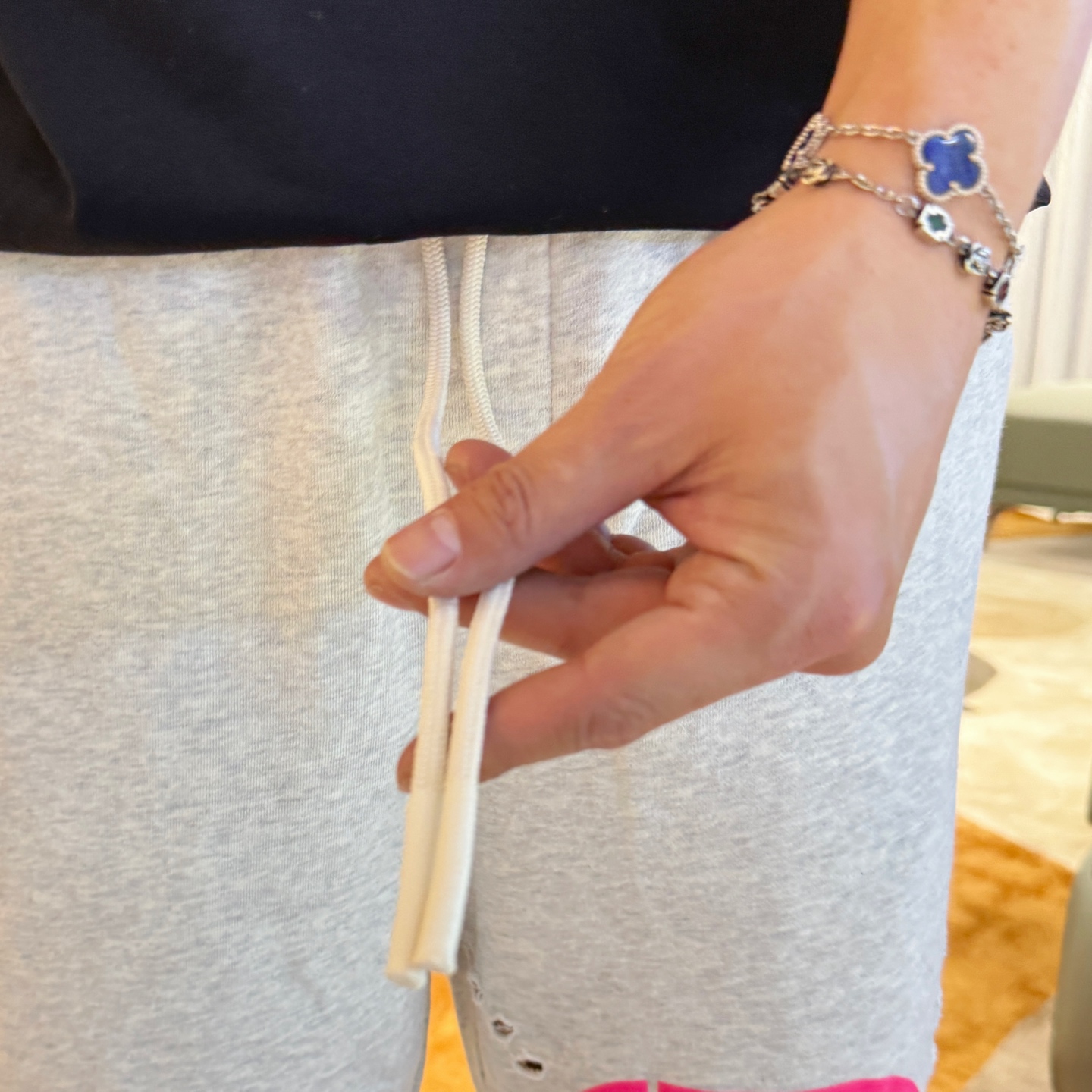 Valentino  休闲短裤服装 8