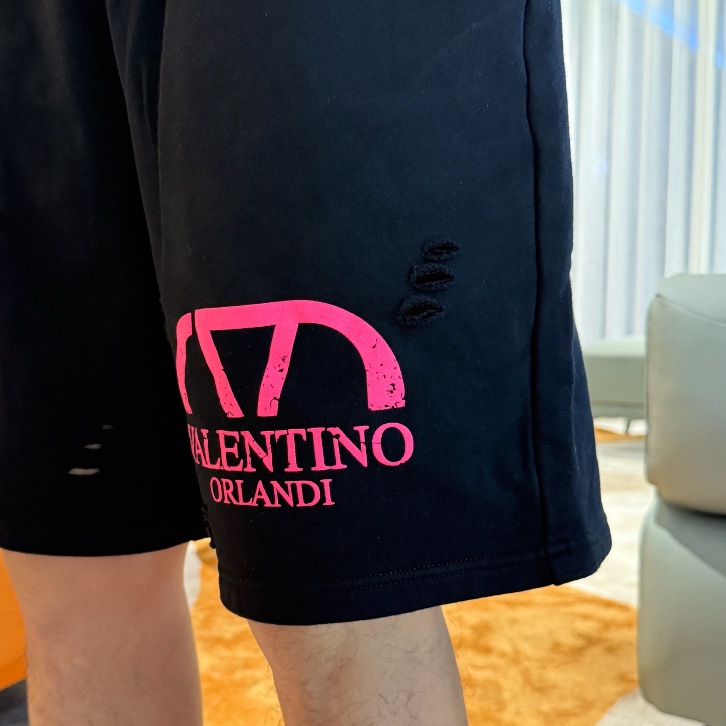 Valentino  休闲短裤服装 9