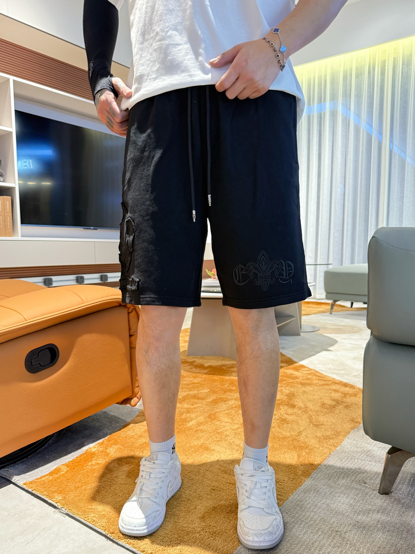 克罗心  顶级货品🐮🆕2025夏季新款休闲短裤！官网同步发...