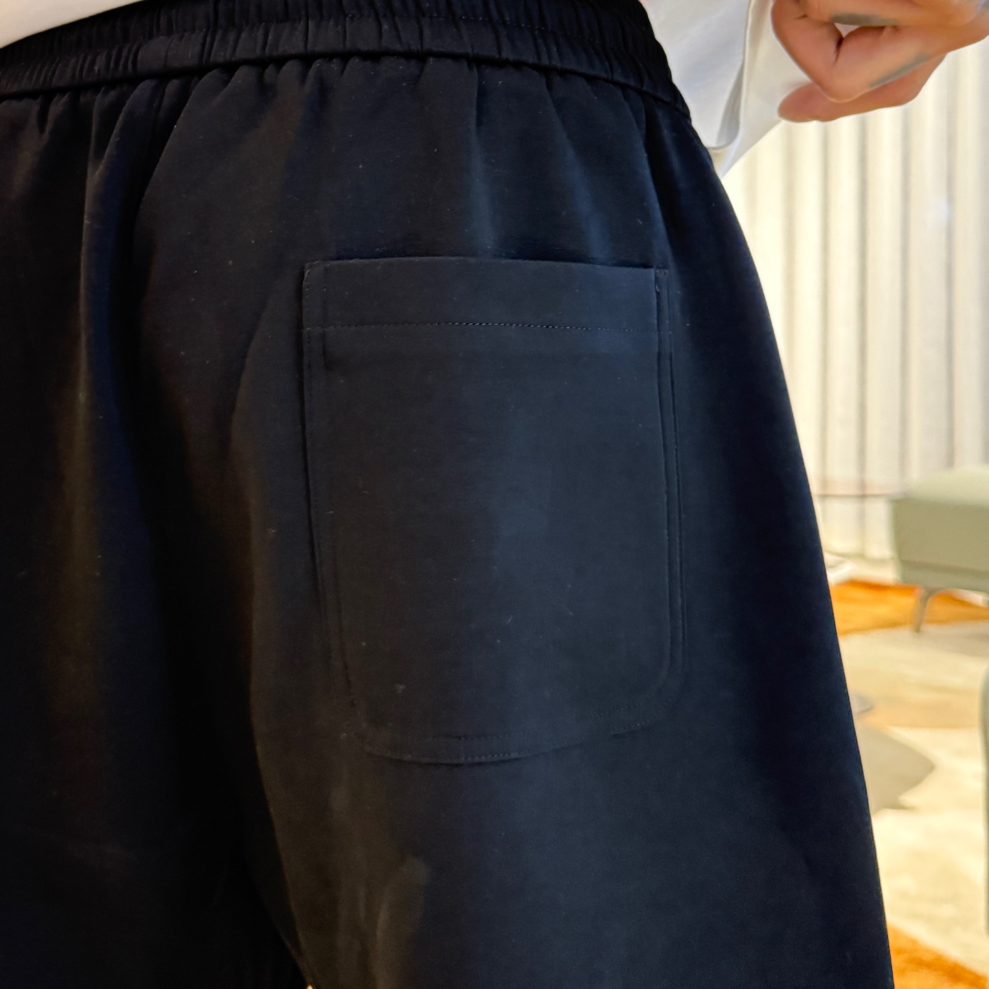 Burberry  休闲短裤服装 9