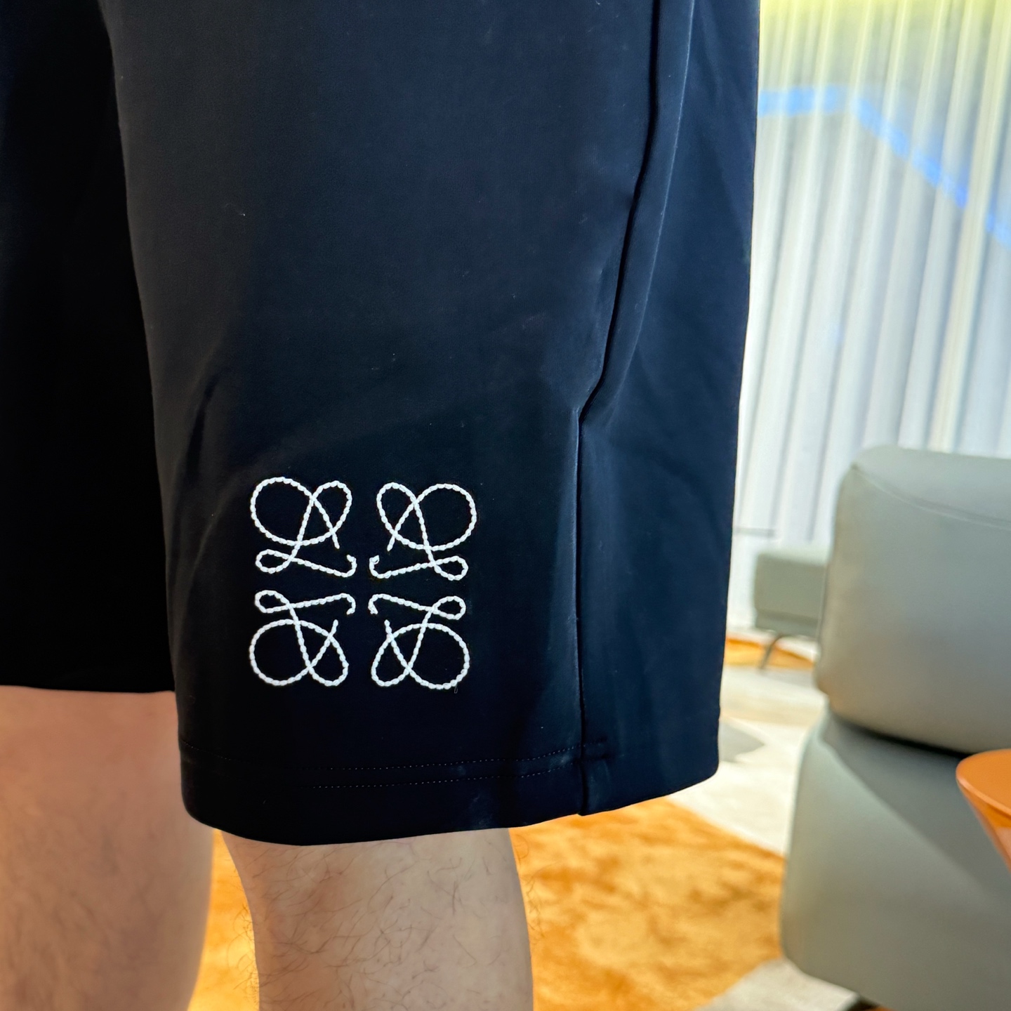 Loewe  休闲短裤服装 7