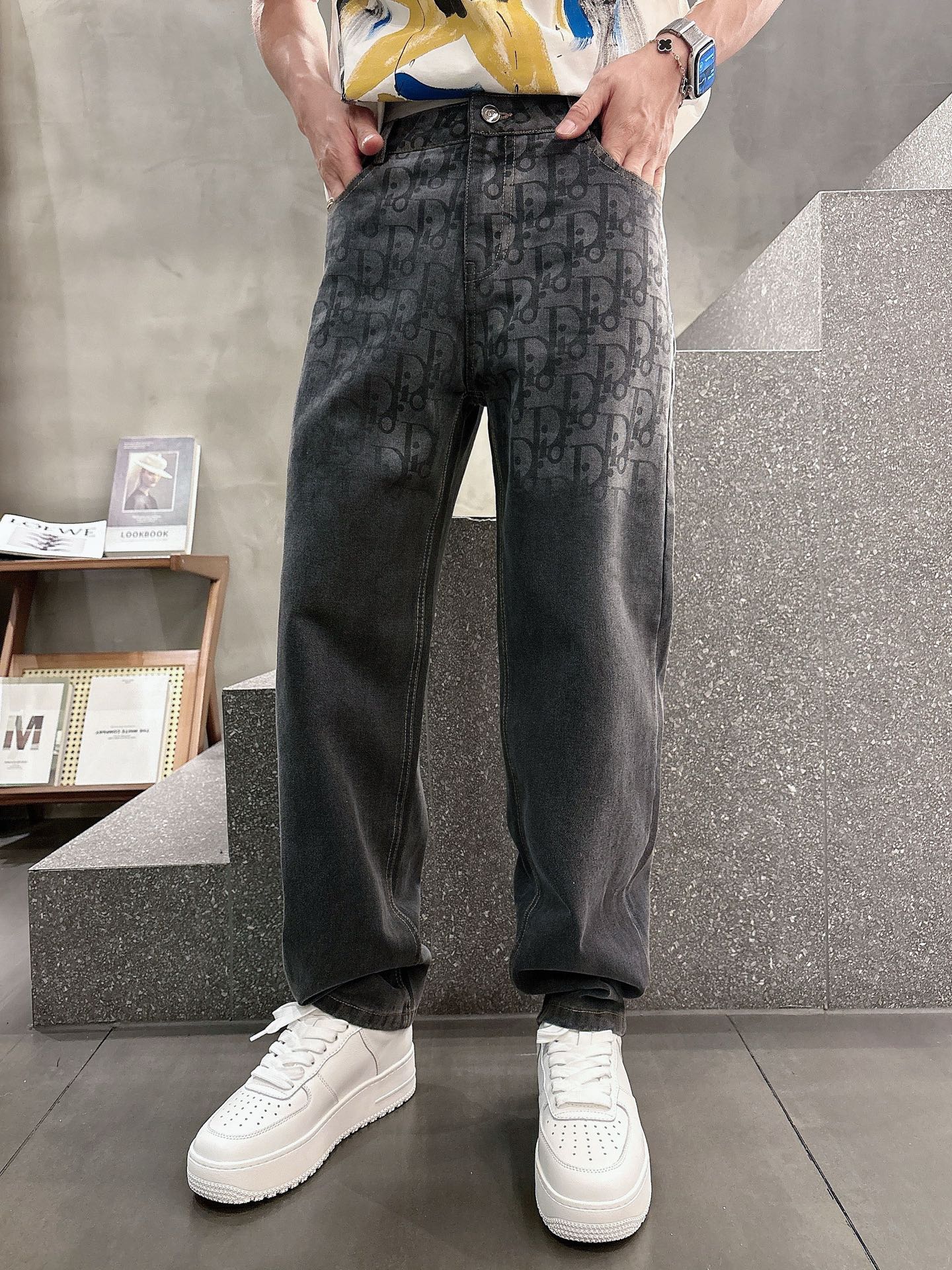 “2025 New Original Jeans: Classic Logo Design, Customized Cowboys, Code 30-36” - 图片 2