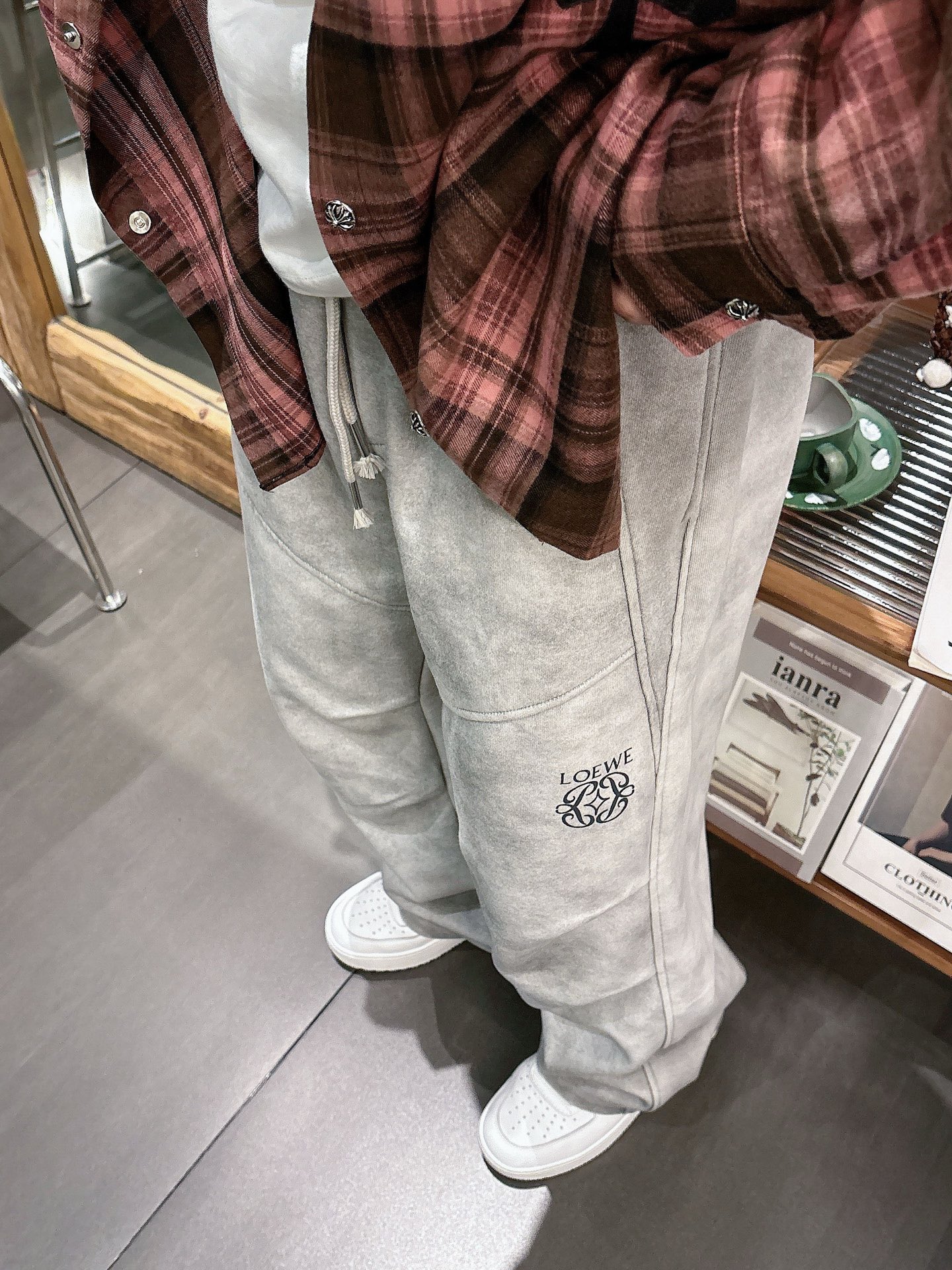 Loewe Logo Print Casual Pants: New Autumn/Winter Collection 10 i1757496153638 345 0 11