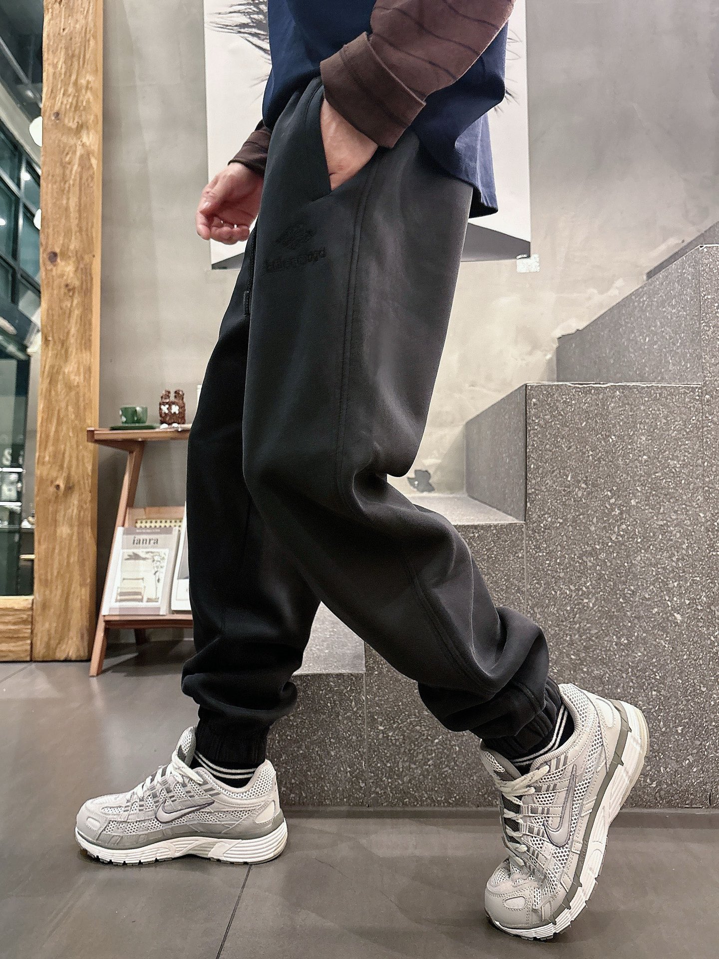 Balenciaga Logo Print Cotton Blend Sweatpants | Comfortable & Stylish 9 i1757838258368 6161 0 7