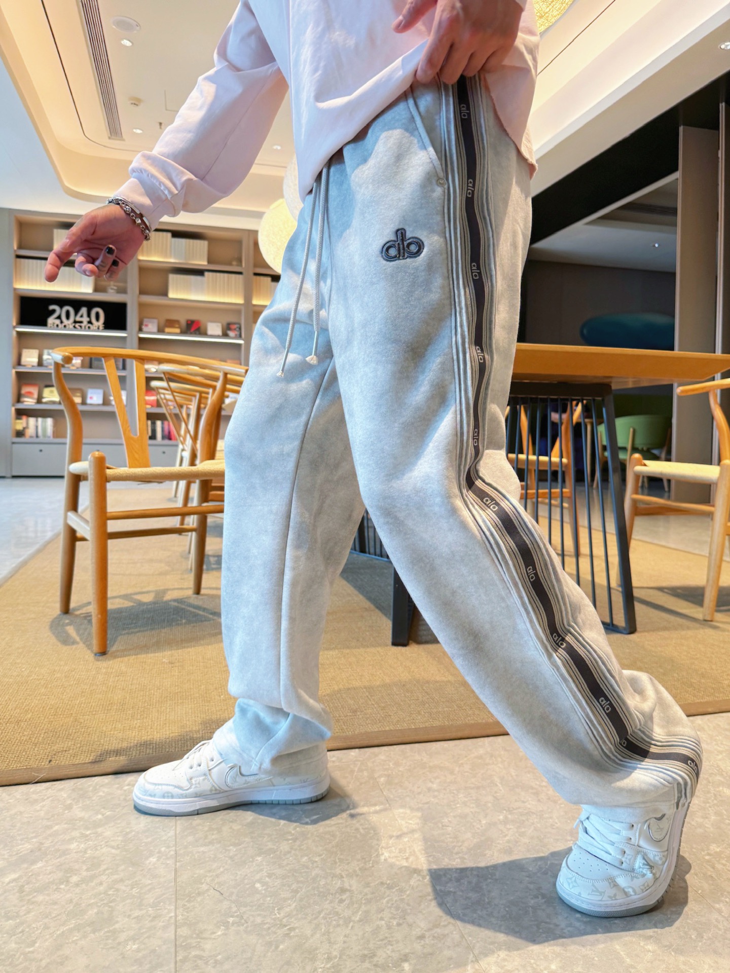 Alo Logo Stripe Casual Pants, 2025 Fall/Winter Collection, M-3XL Sizes