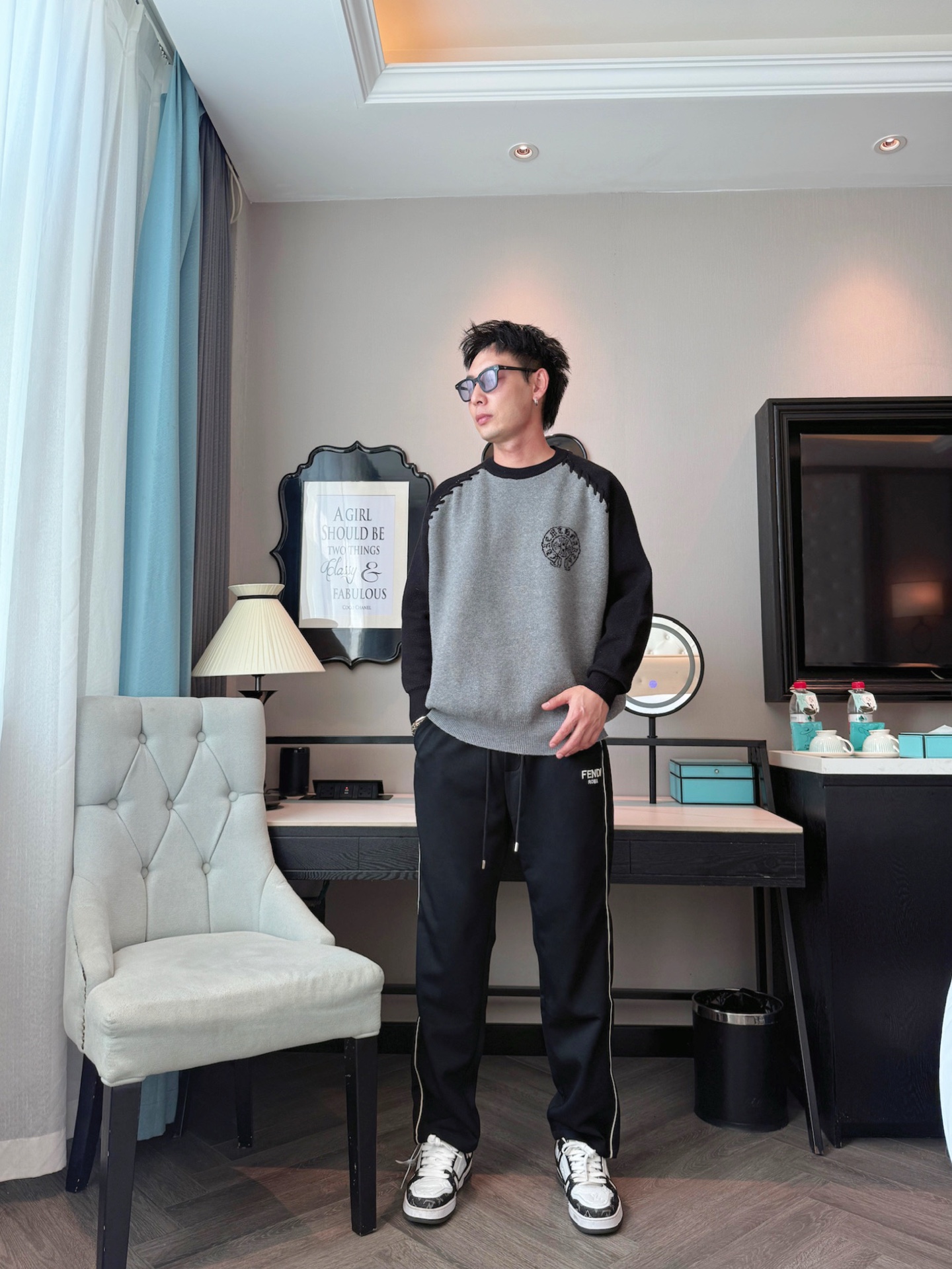 芬迪 顶级货品🐮 🆕2025秋冬新款休闲裤！官网同步发售。品牌经典LOGO休闲裤 ，定制面料，舒适度极好